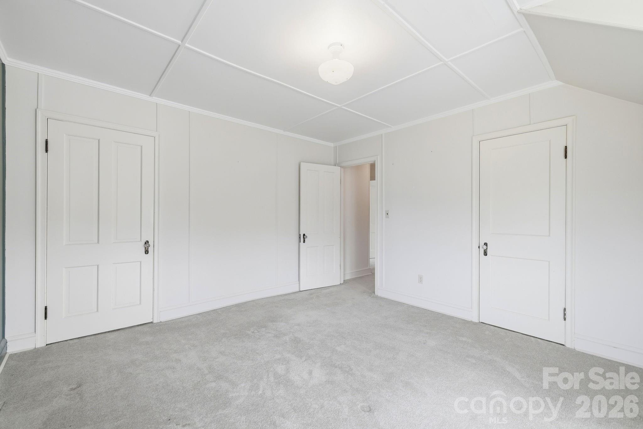 783 Skyland Drive Property Photo 22