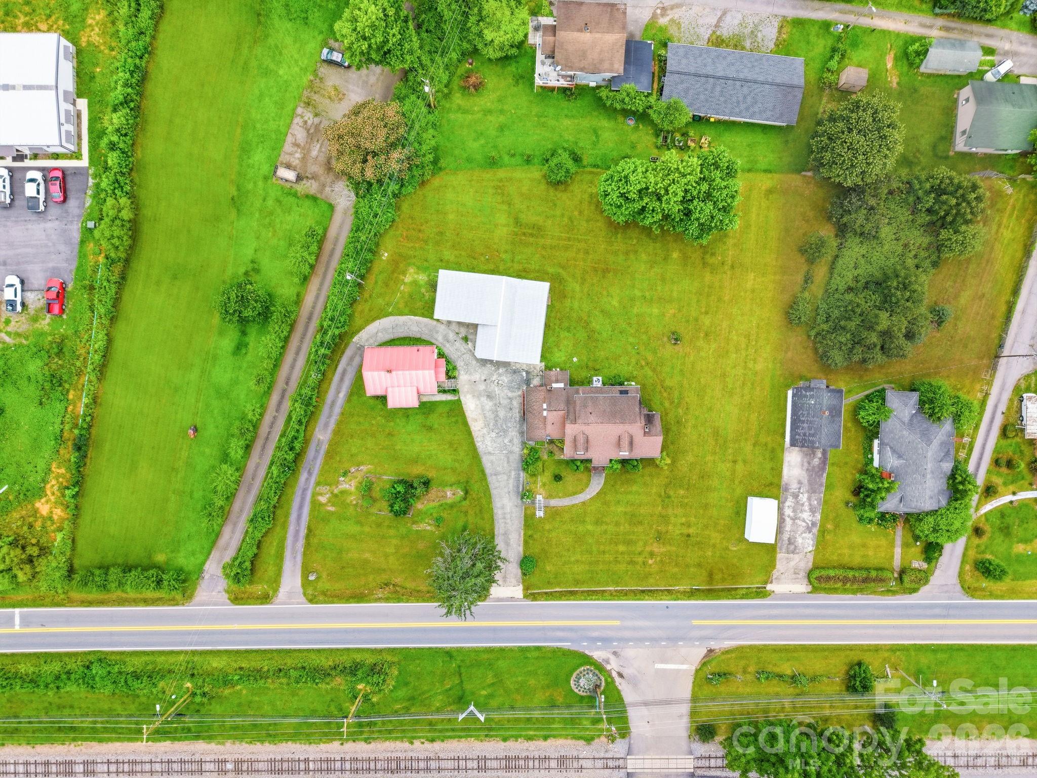 783 Skyland Drive Property Photo 40