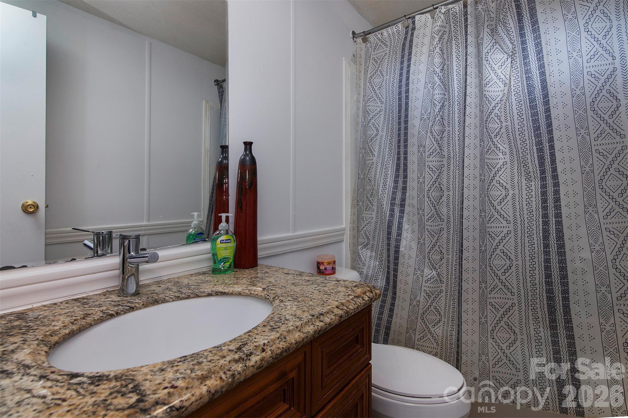 5727 Thompson Road Property Photo 16