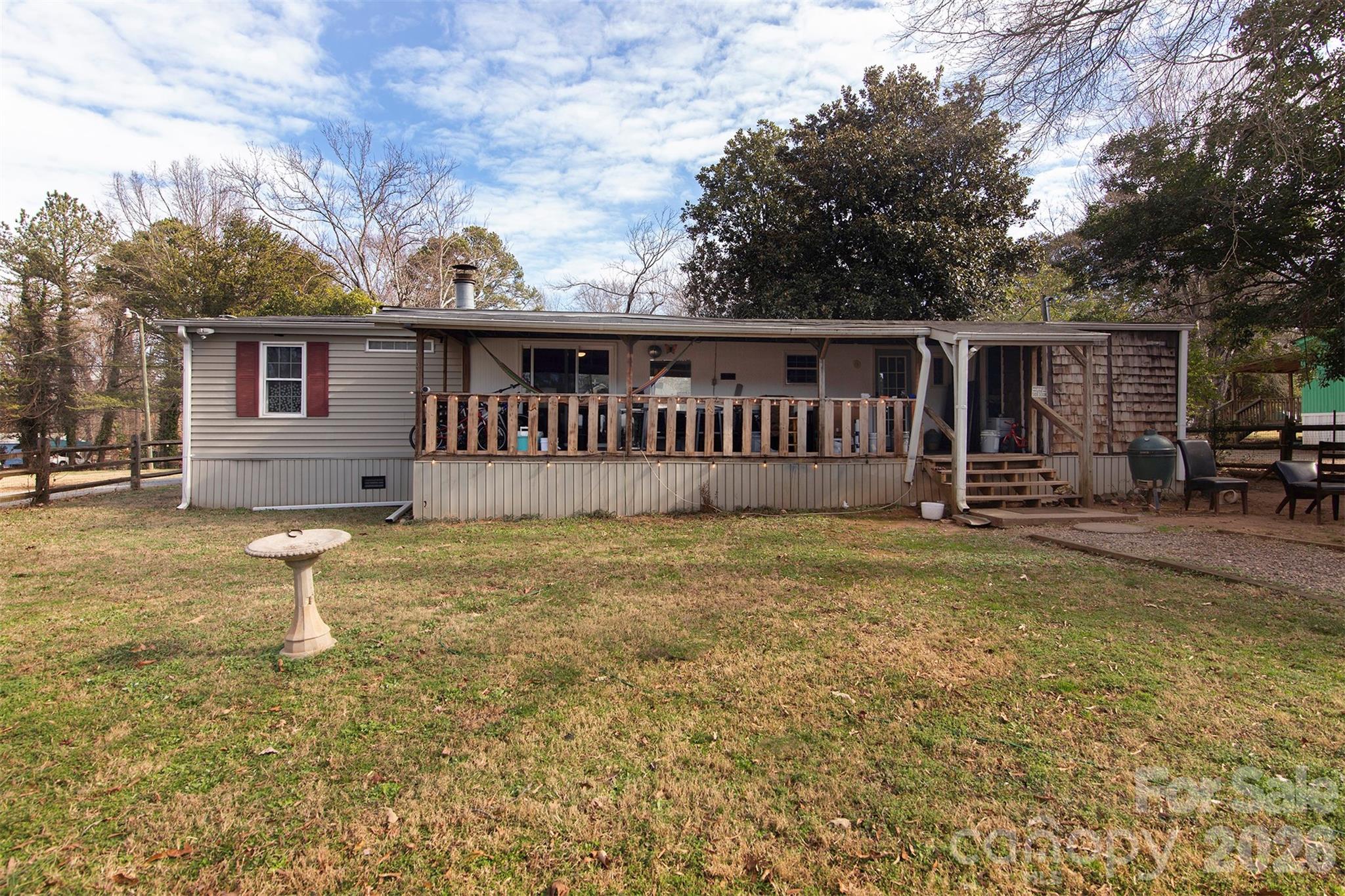 5727 Thompson Road Property Photo 18