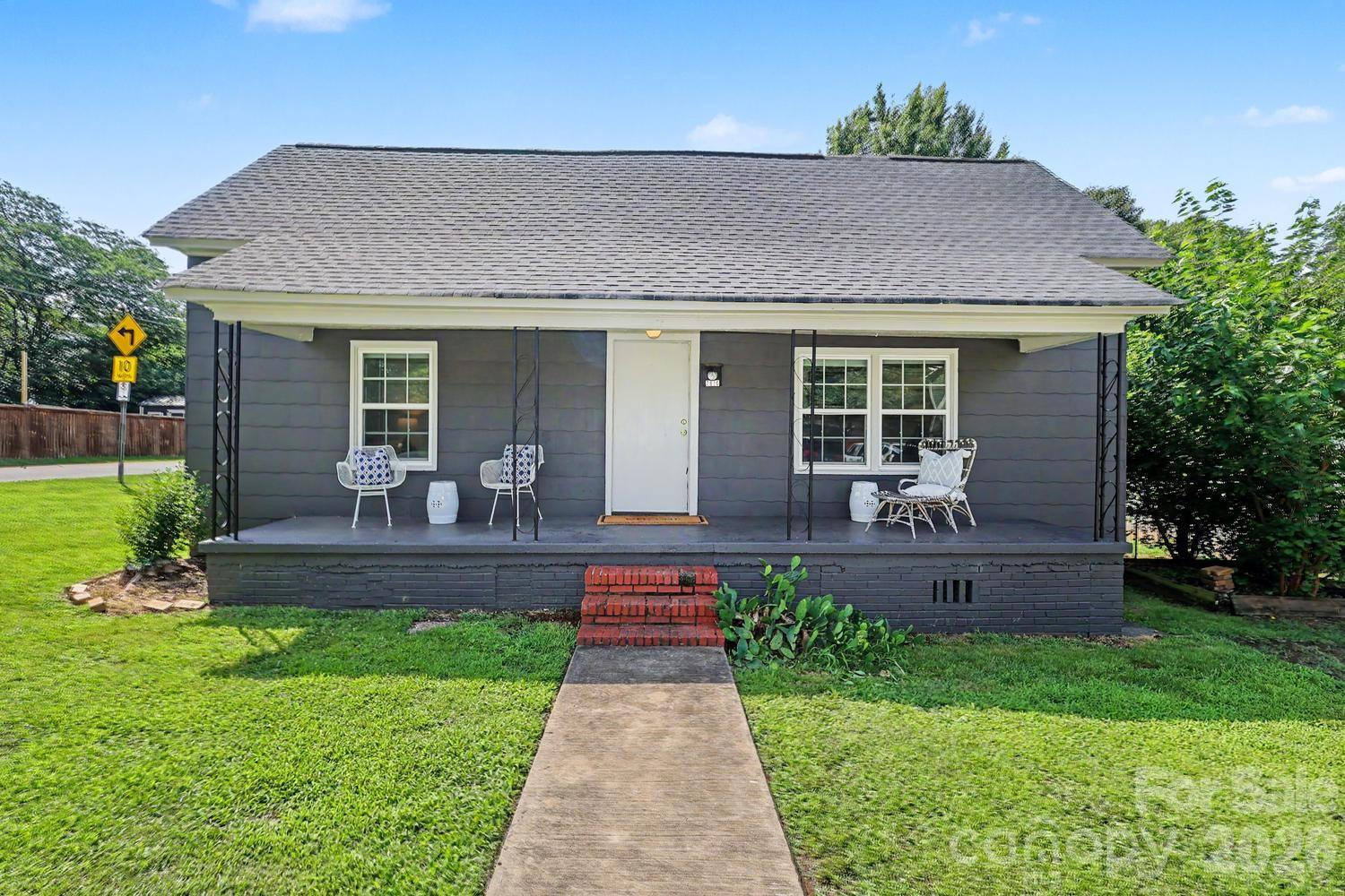 2816 Yadkin Avenue Property Photo 1
