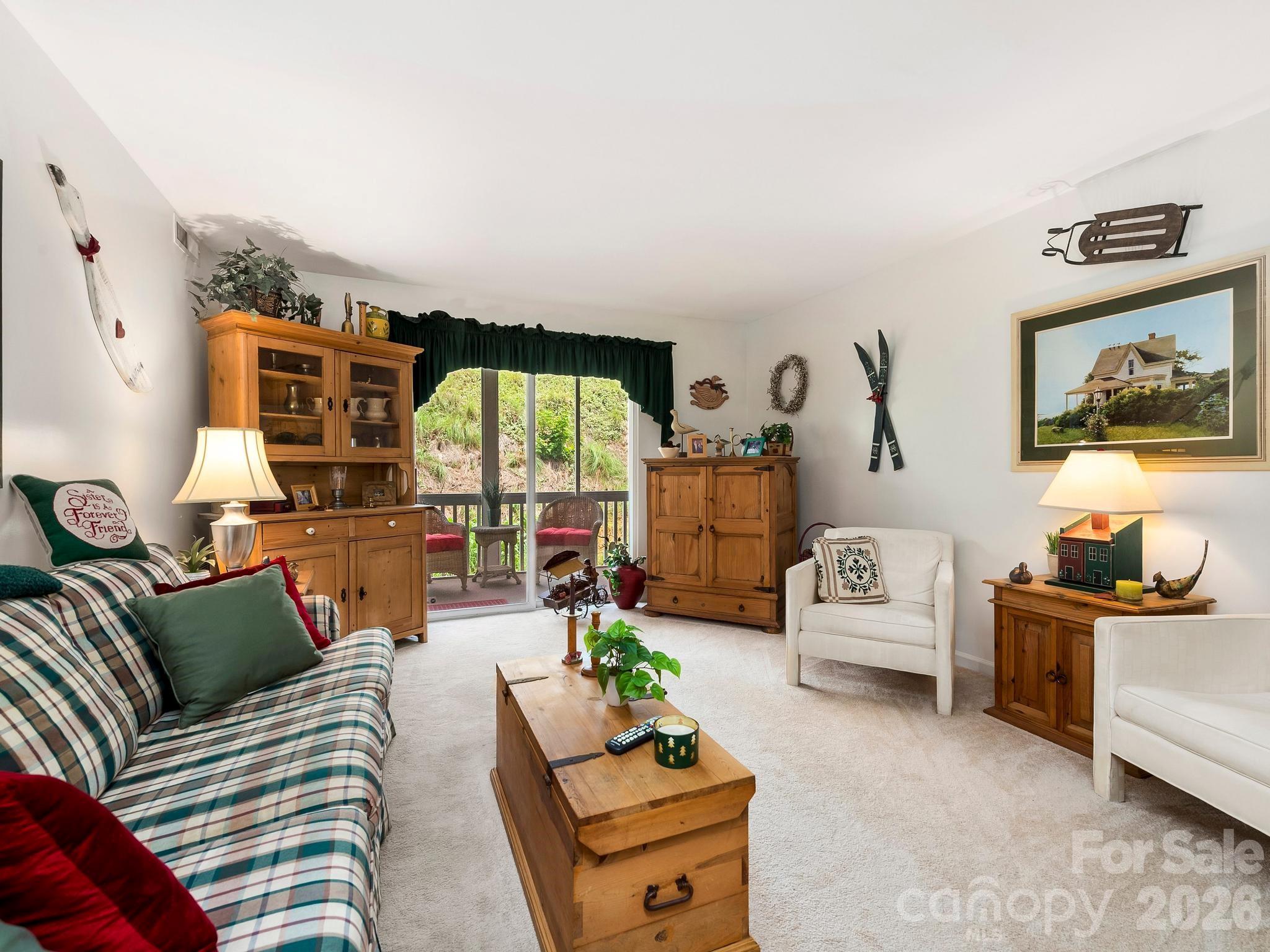2903 Sagamore Lane Property Photo 1