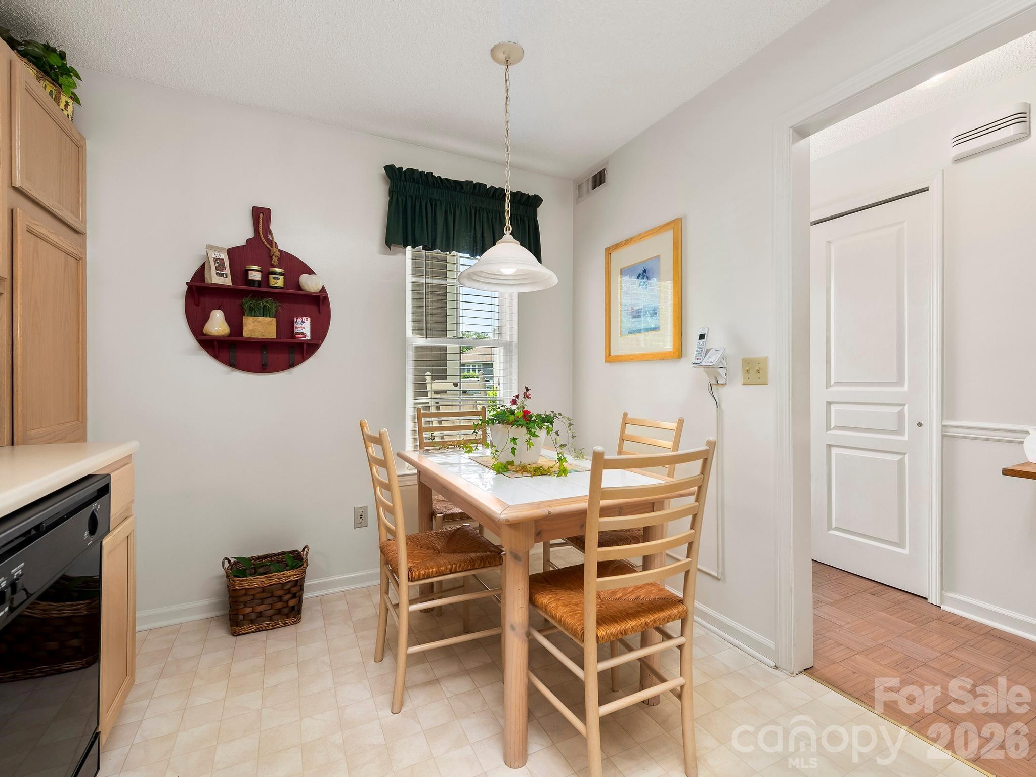 2903 Sagamore Lane Property Photo 2