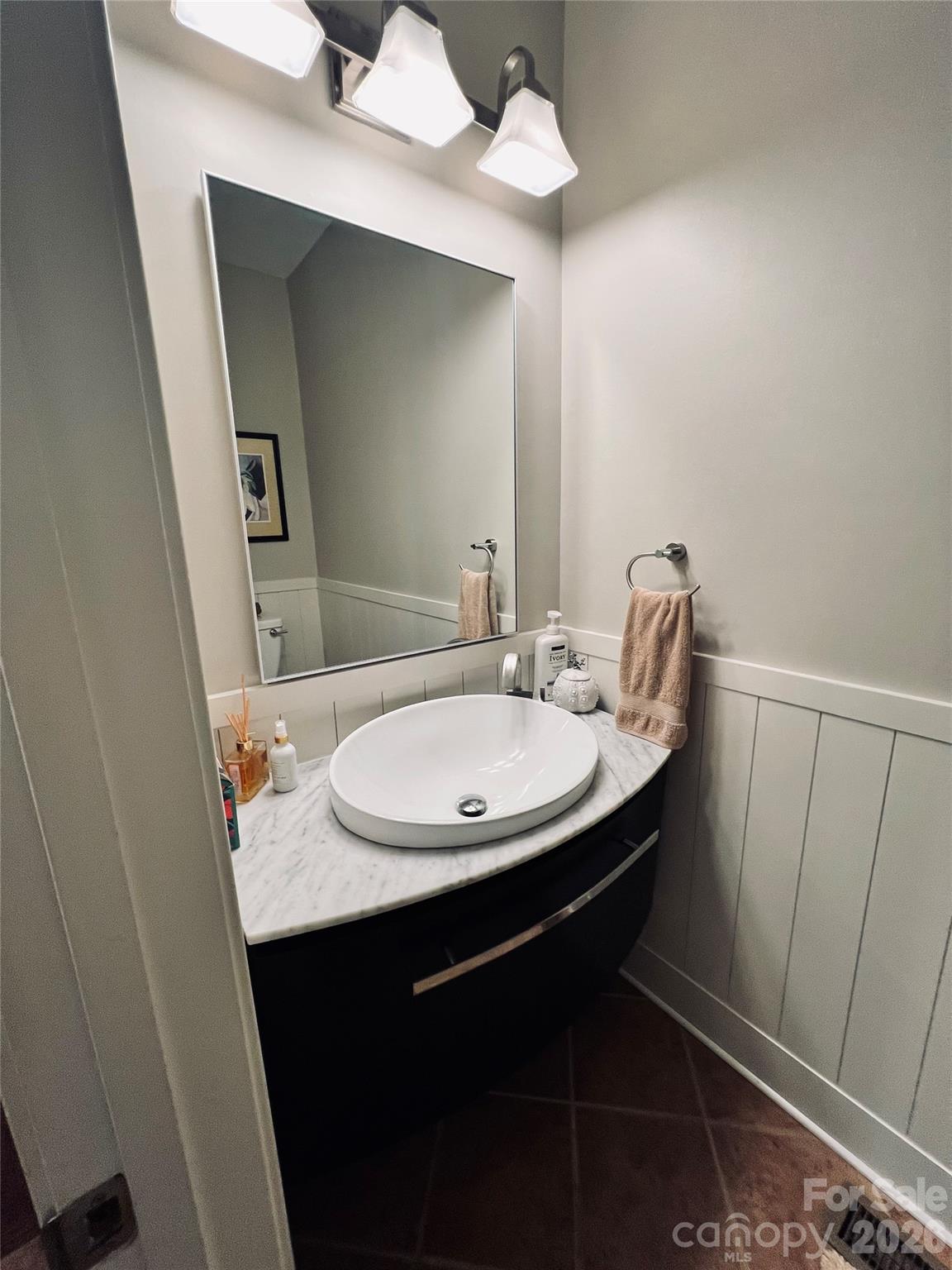288 Indian Trail Property Photo 10