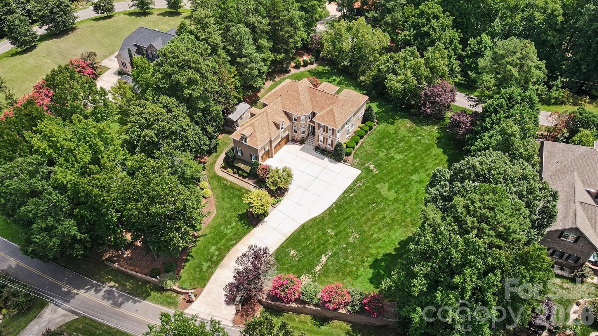 288 Indian Trail Property Photo 41