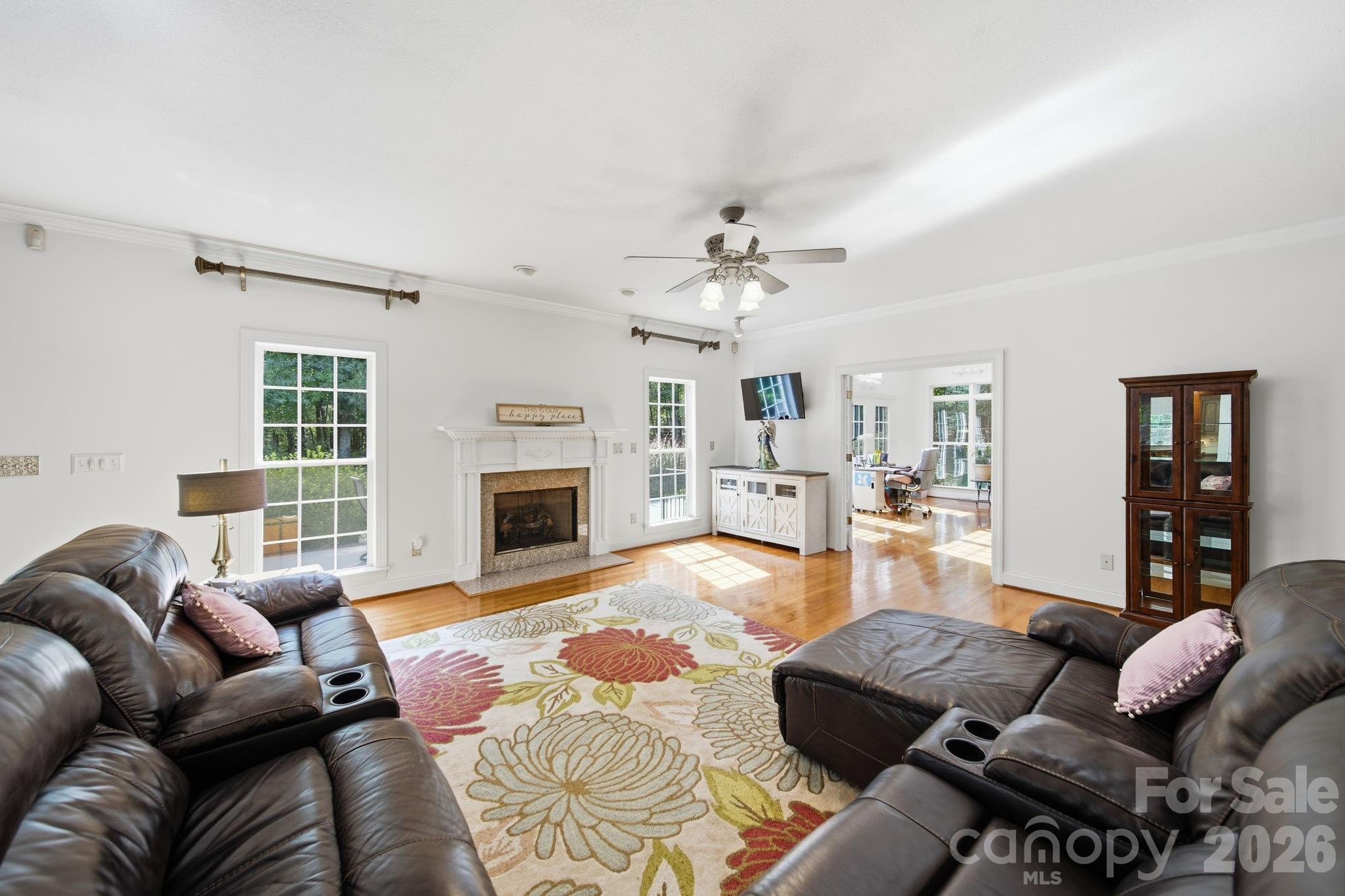 2806 Iveywood Drive Property Photo 8