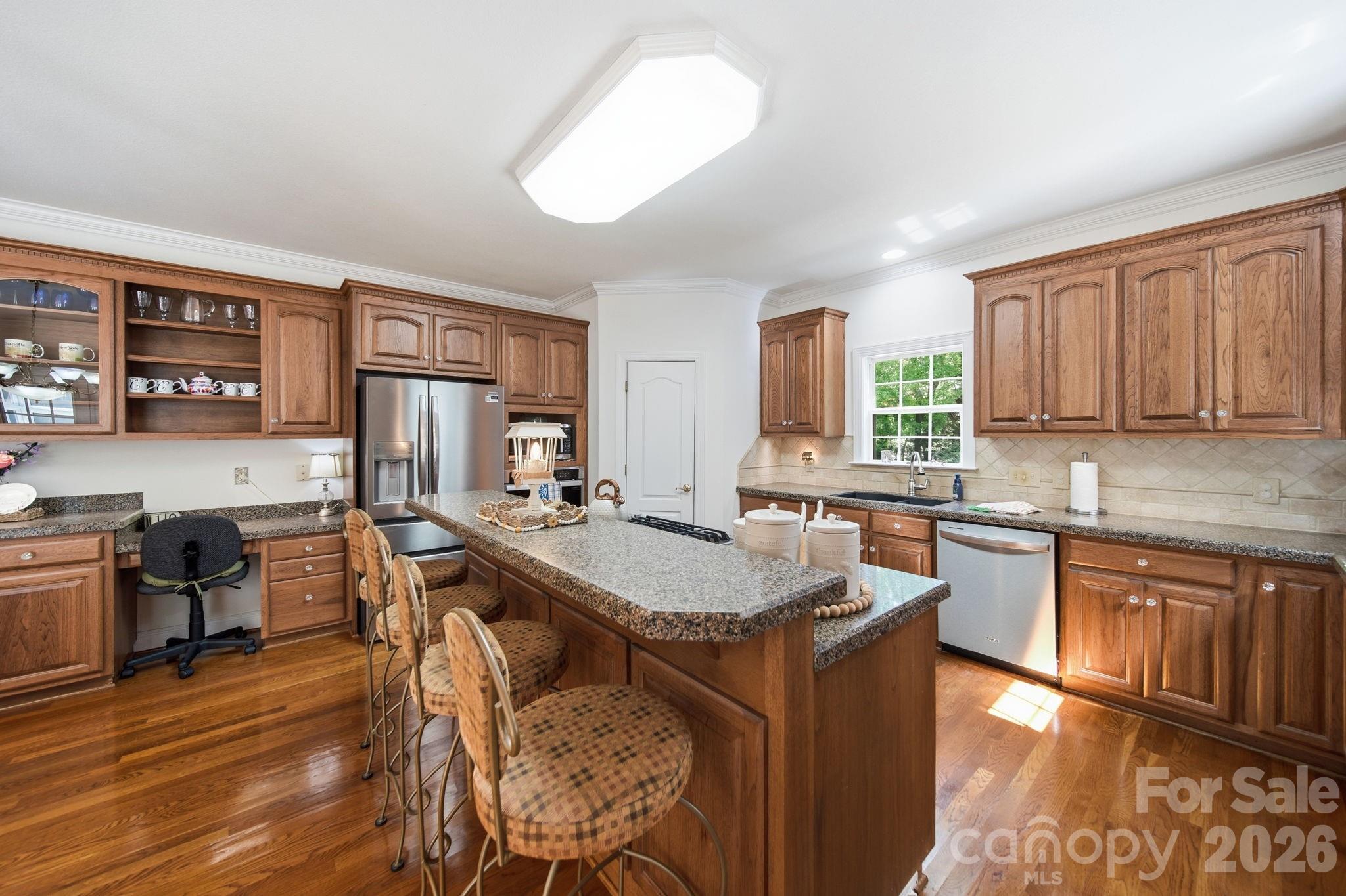 2806 Iveywood Drive Property Photo 13