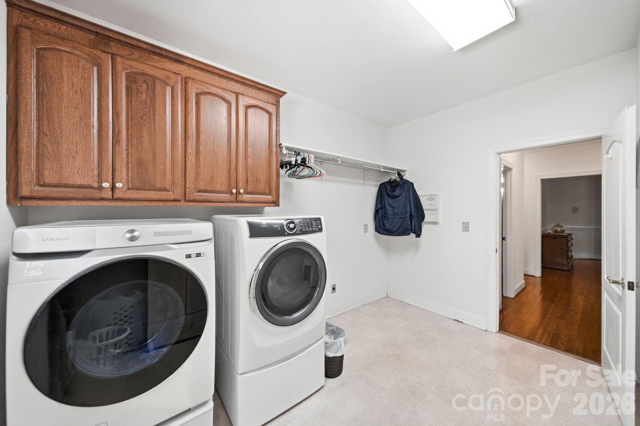2806 Iveywood Drive Property Photo 26