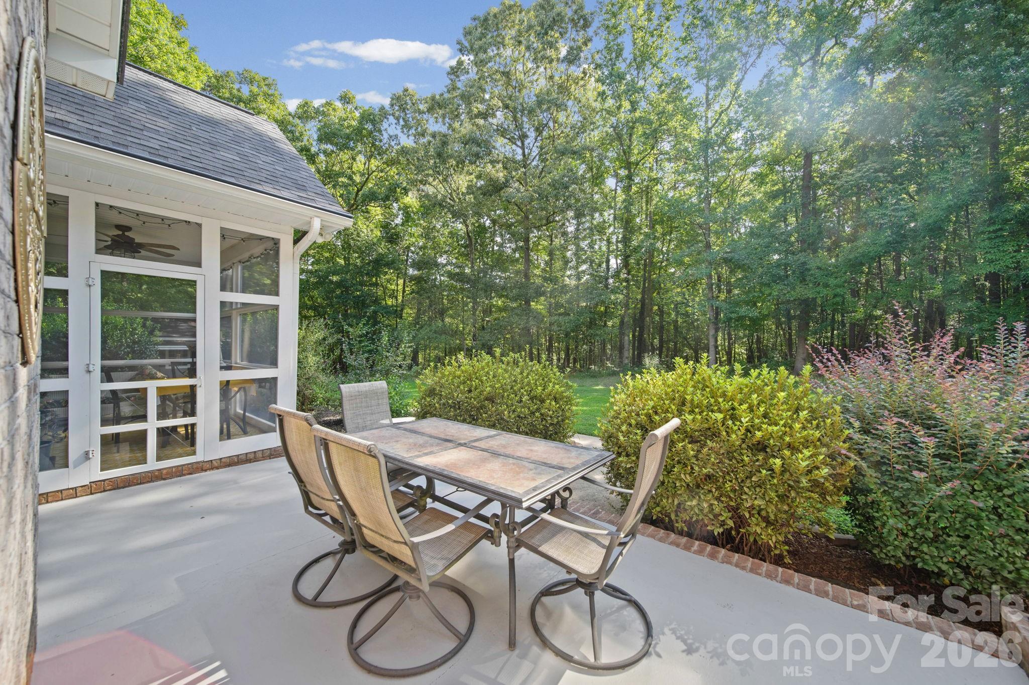 2806 Iveywood Drive Property Photo 36