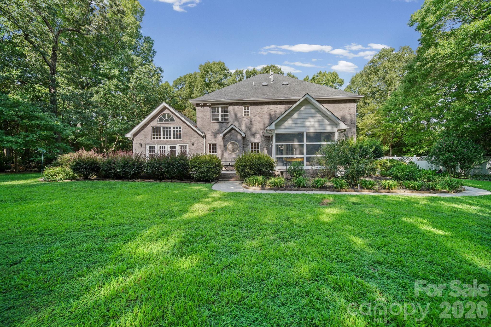 2806 Iveywood Drive Property Photo 38