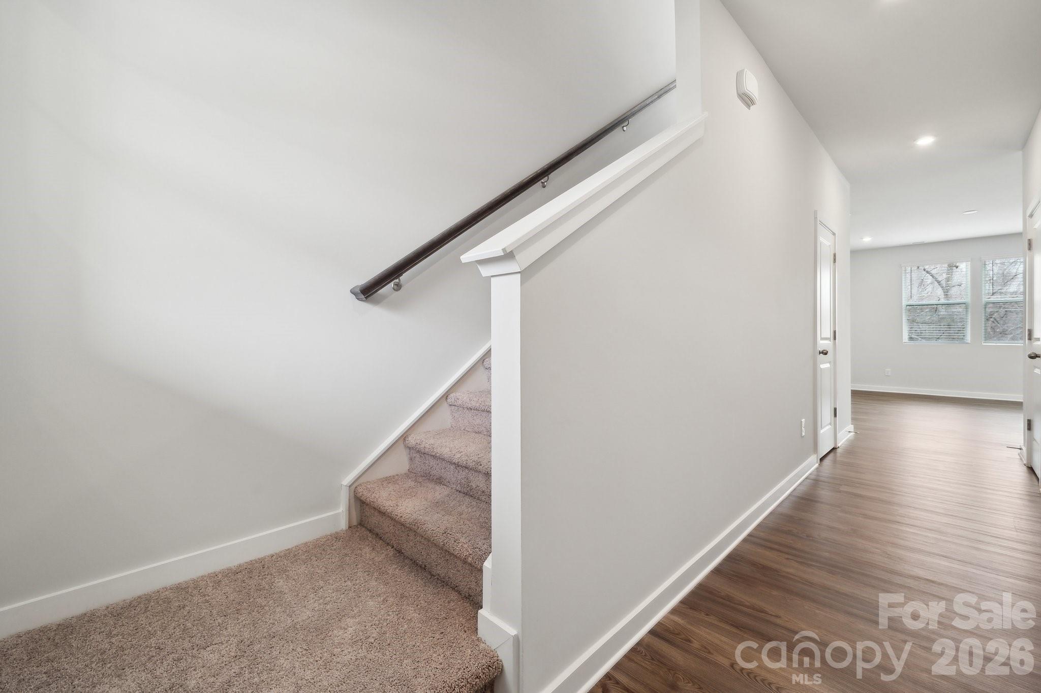 2941 31st Street Lane Property Photo 6