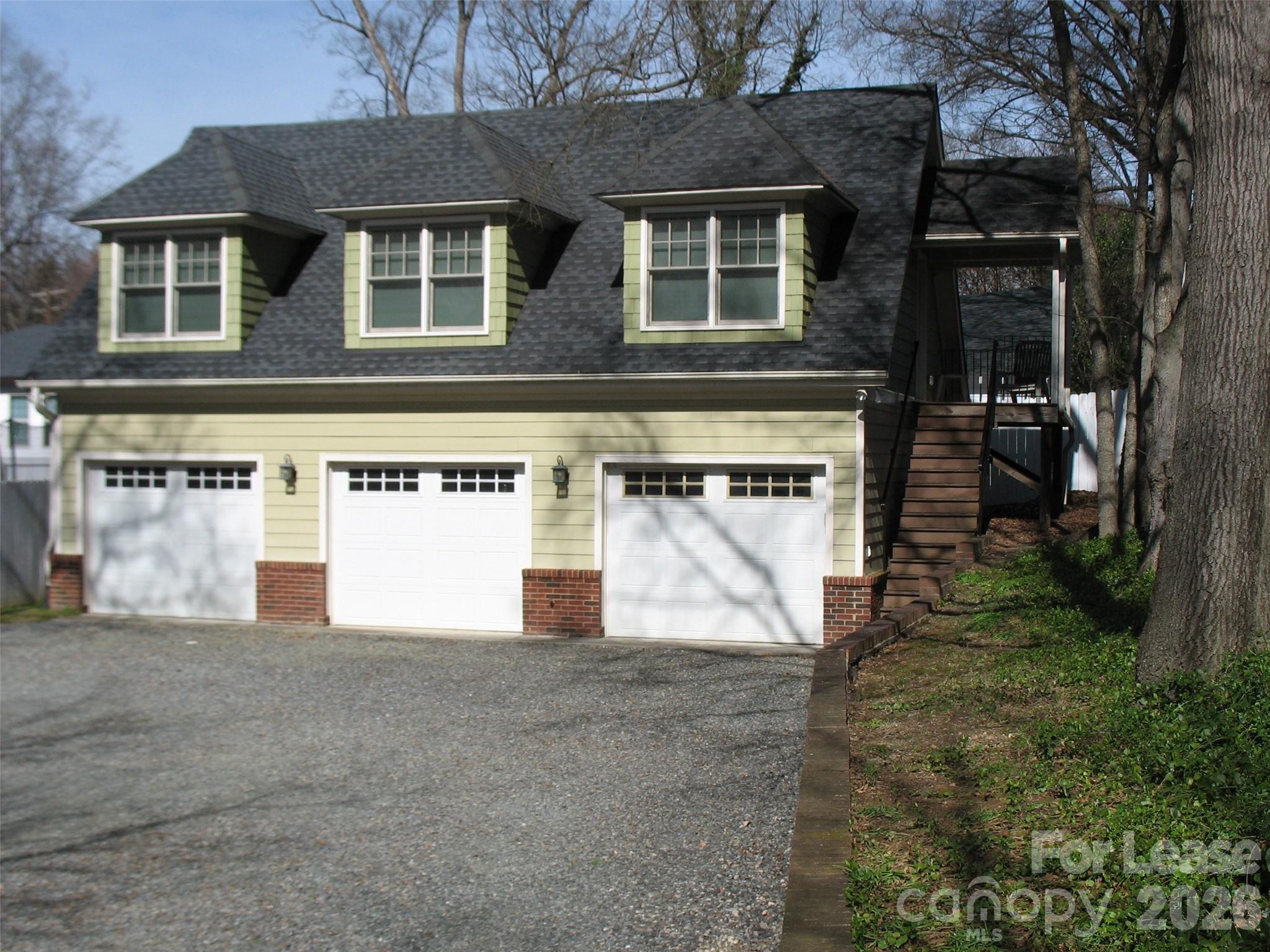 3041 Park Road Carriage House Property Photo 1