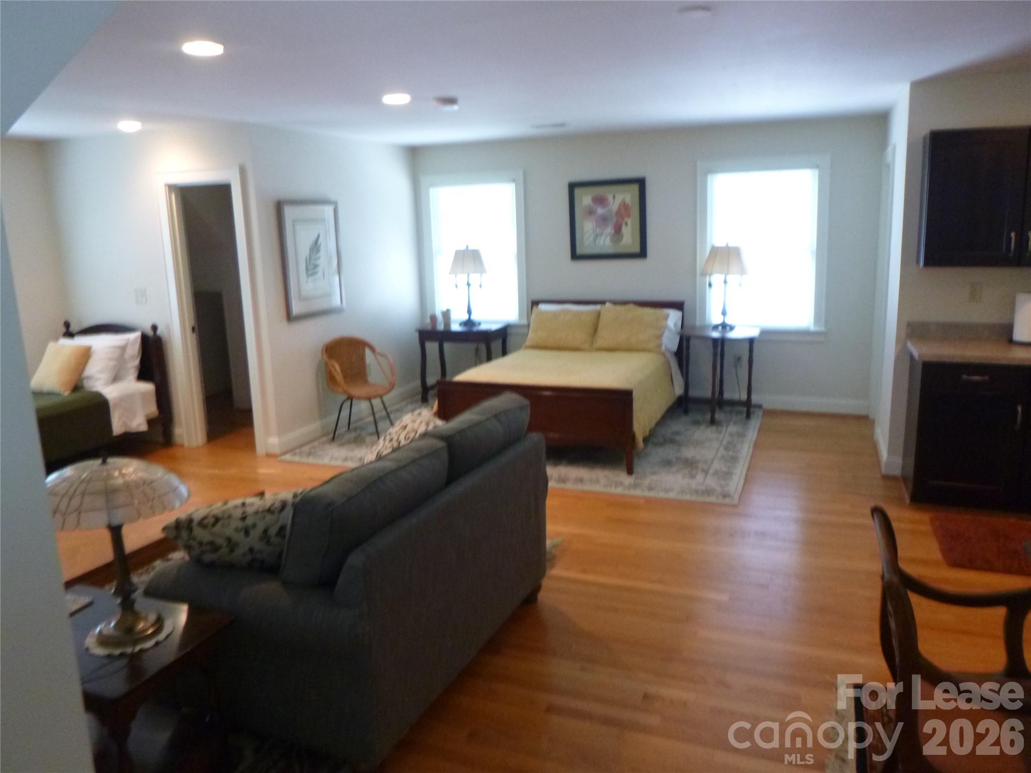 3041 Park Road Carriage House Property Photo 3