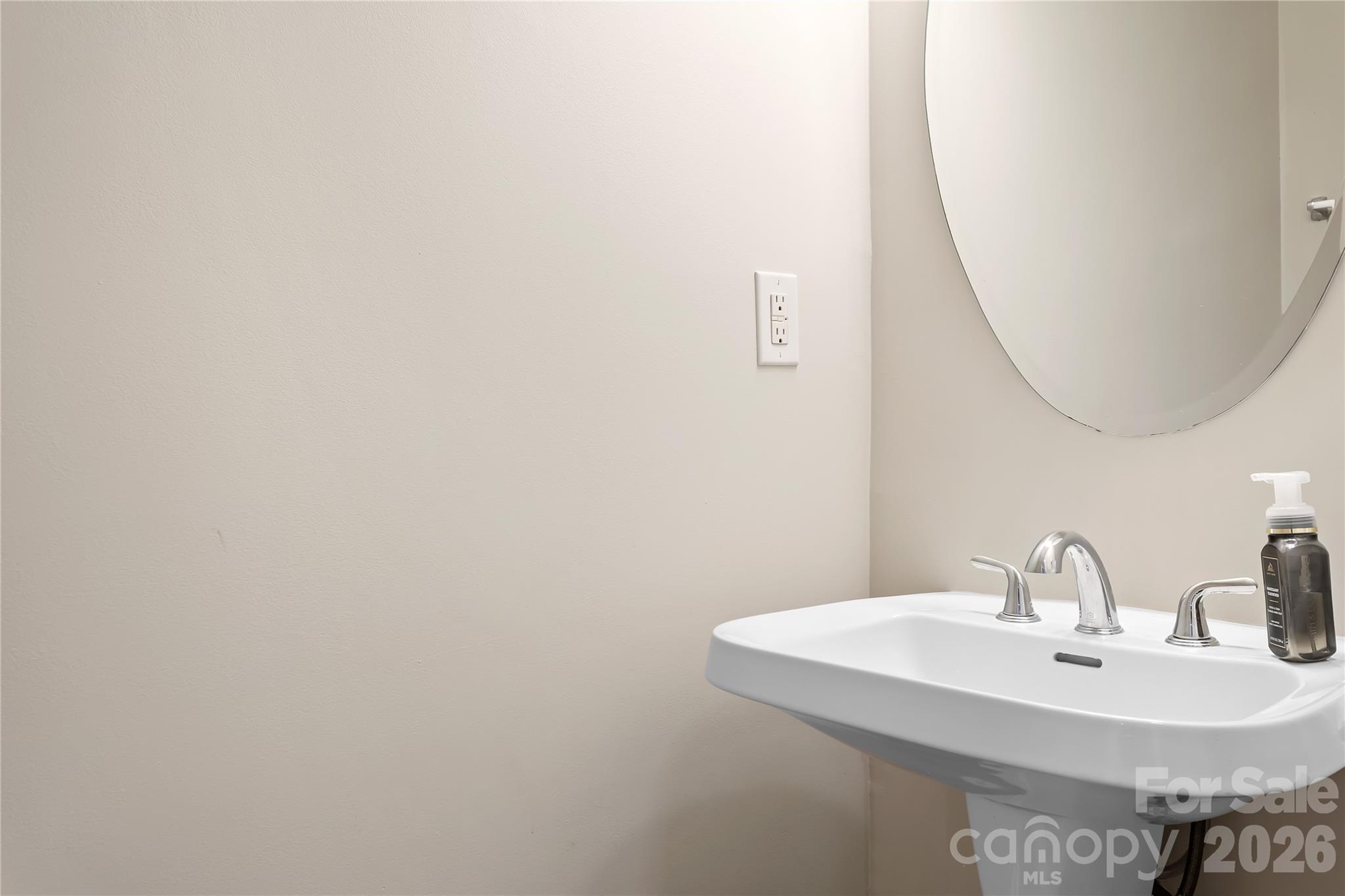 14661 Greenpoint Lane Property Photo 14