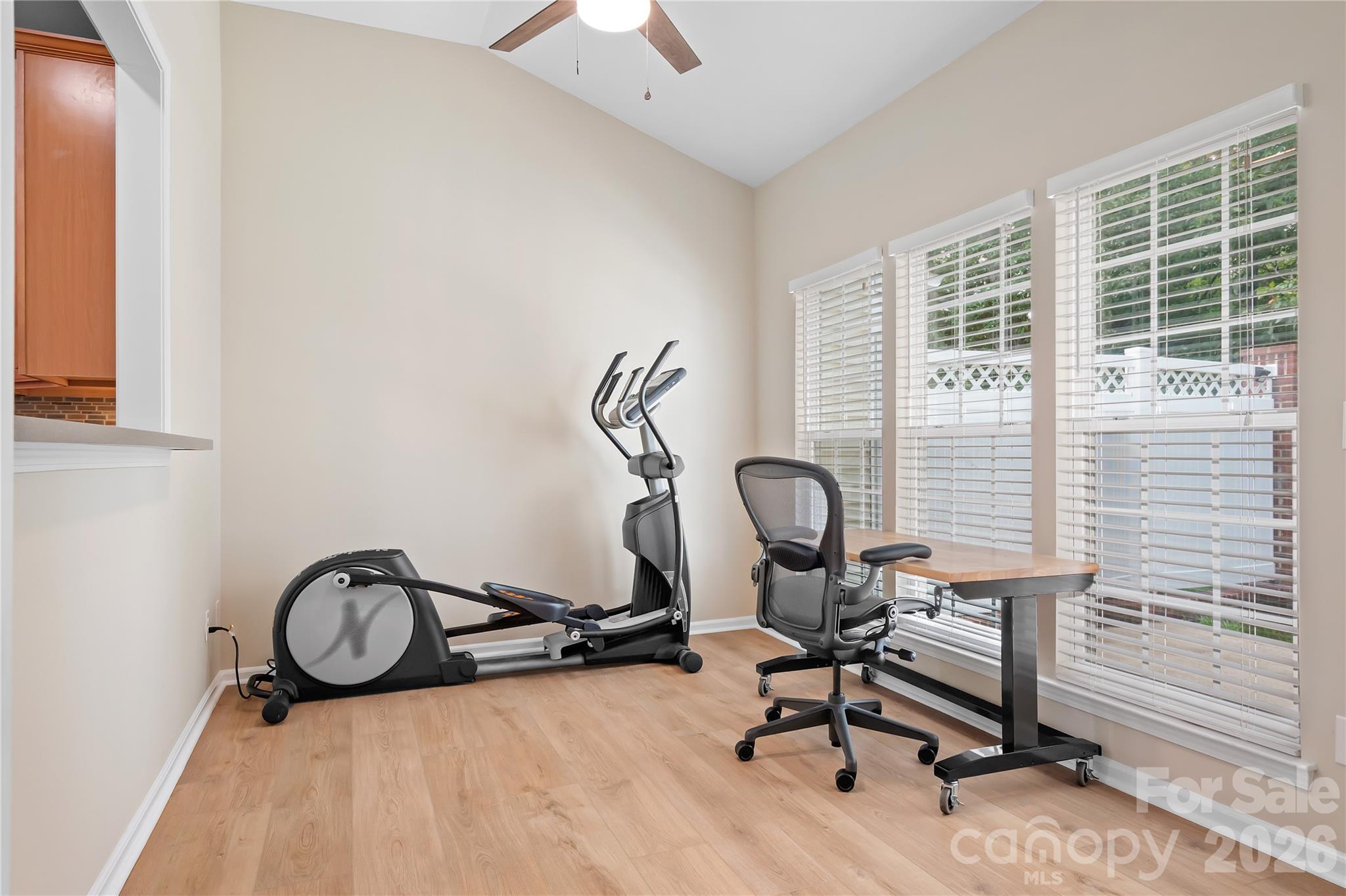 14661 Greenpoint Lane Property Photo 15