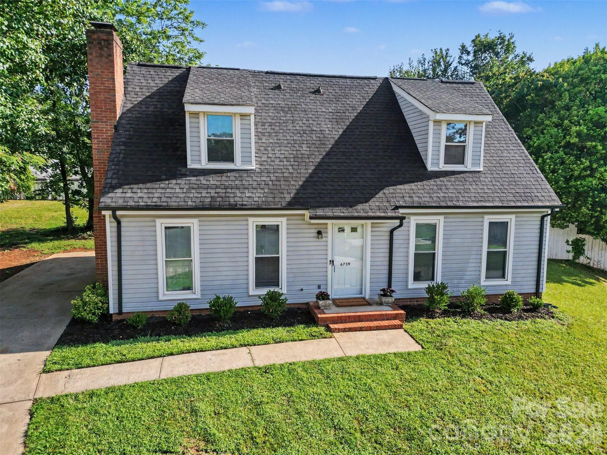 6739 Old Meadow Road Property Photo 4