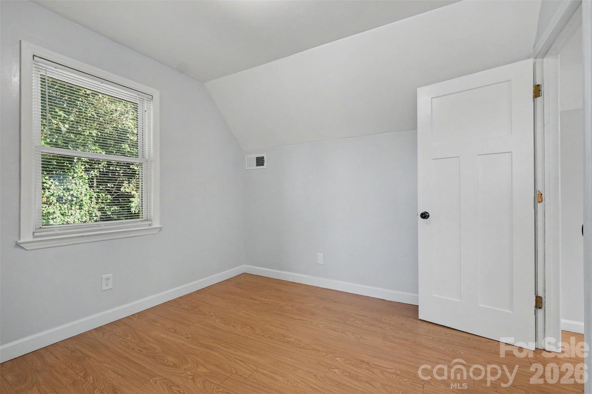 6739 Old Meadow Road Property Photo 27