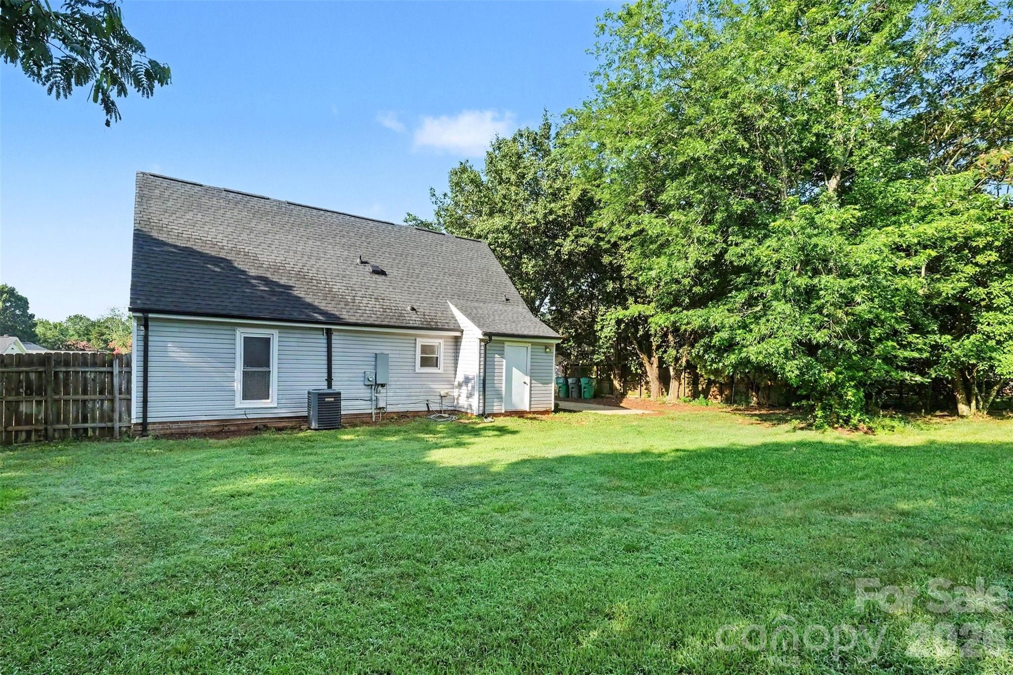 6739 Old Meadow Road Property Photo 35