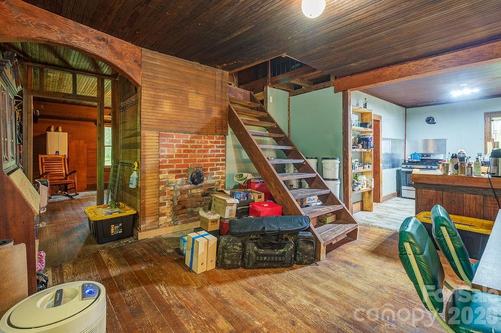 8485 Meadow Fork Road Property Photo 10