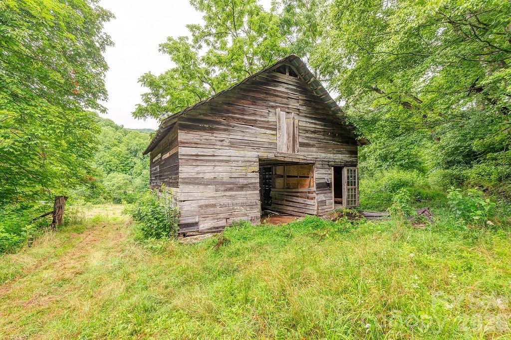 8485 Meadow Fork Road Property Photo 33