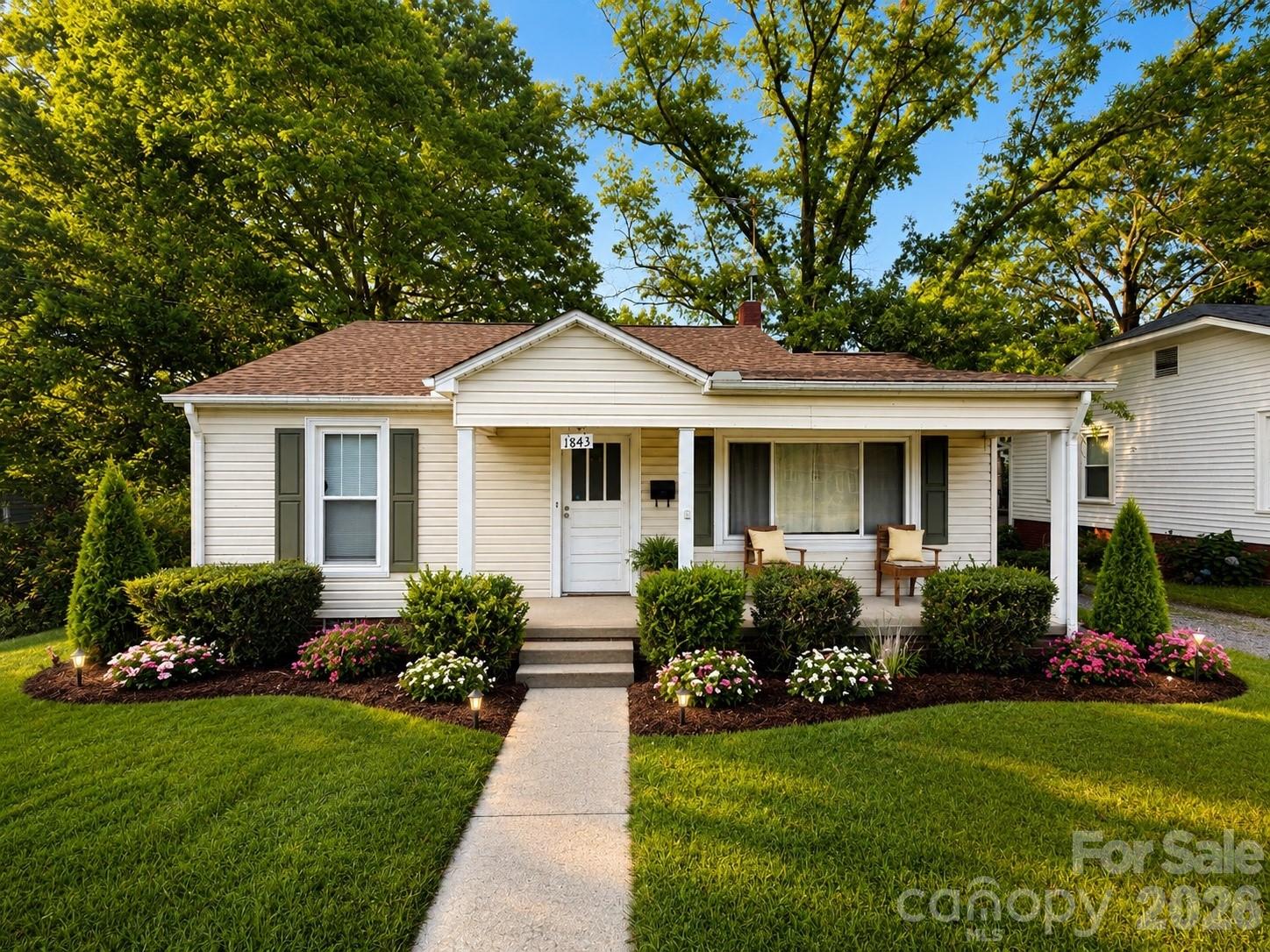 1843 Lane Street Property Photo 1