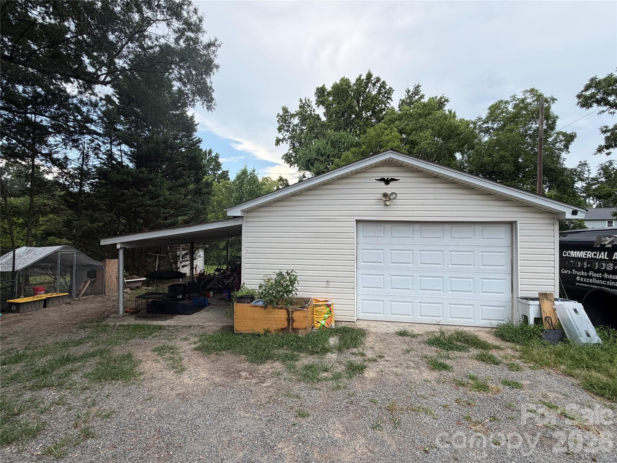 1843 Lane Street Property Photo 3