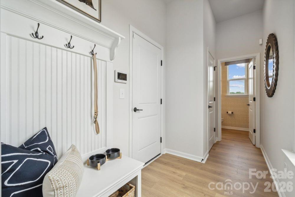 3177 Beacon Heights Road Property Photo 6
