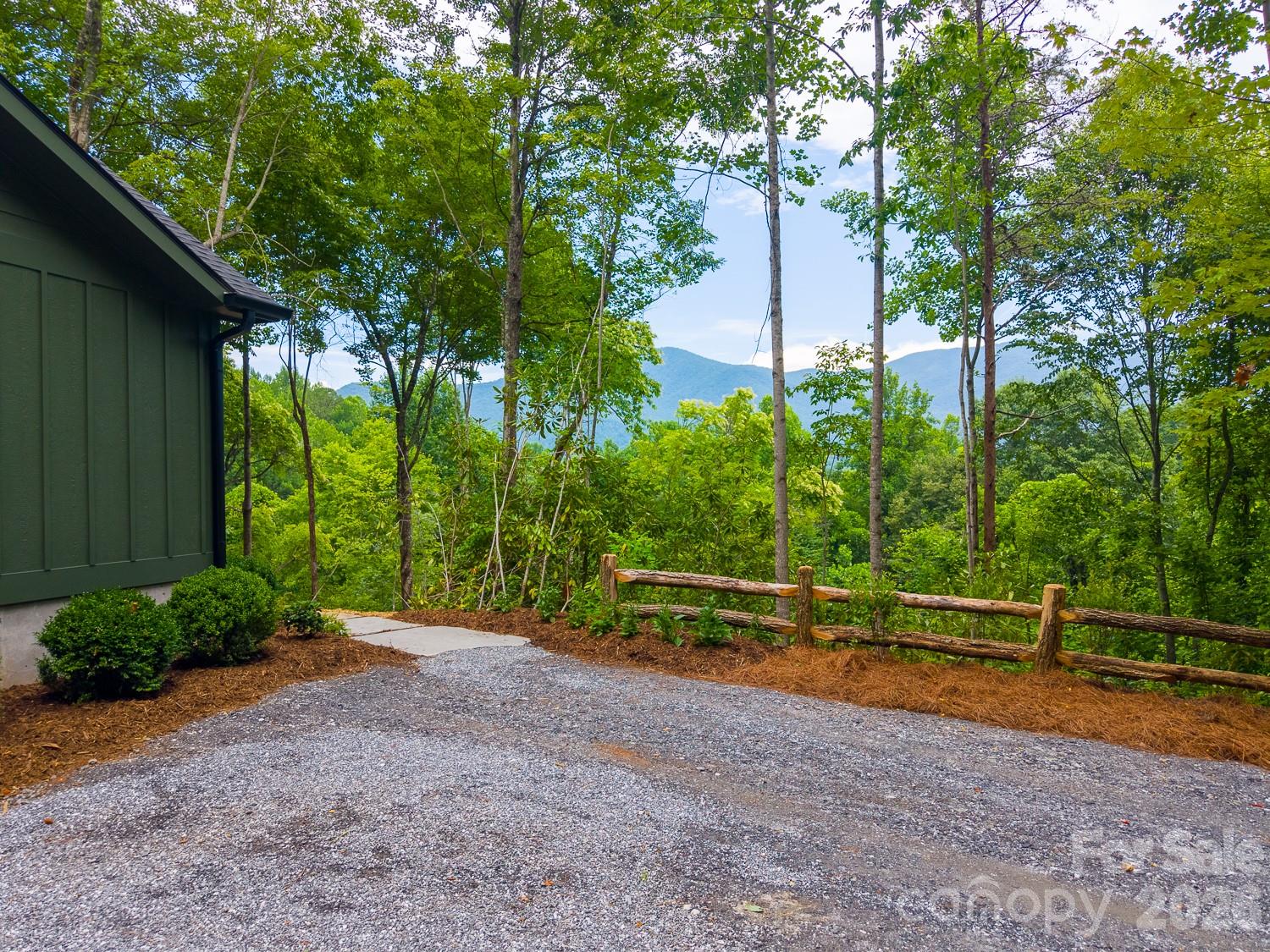 264 Westridge Road Property Photo 2