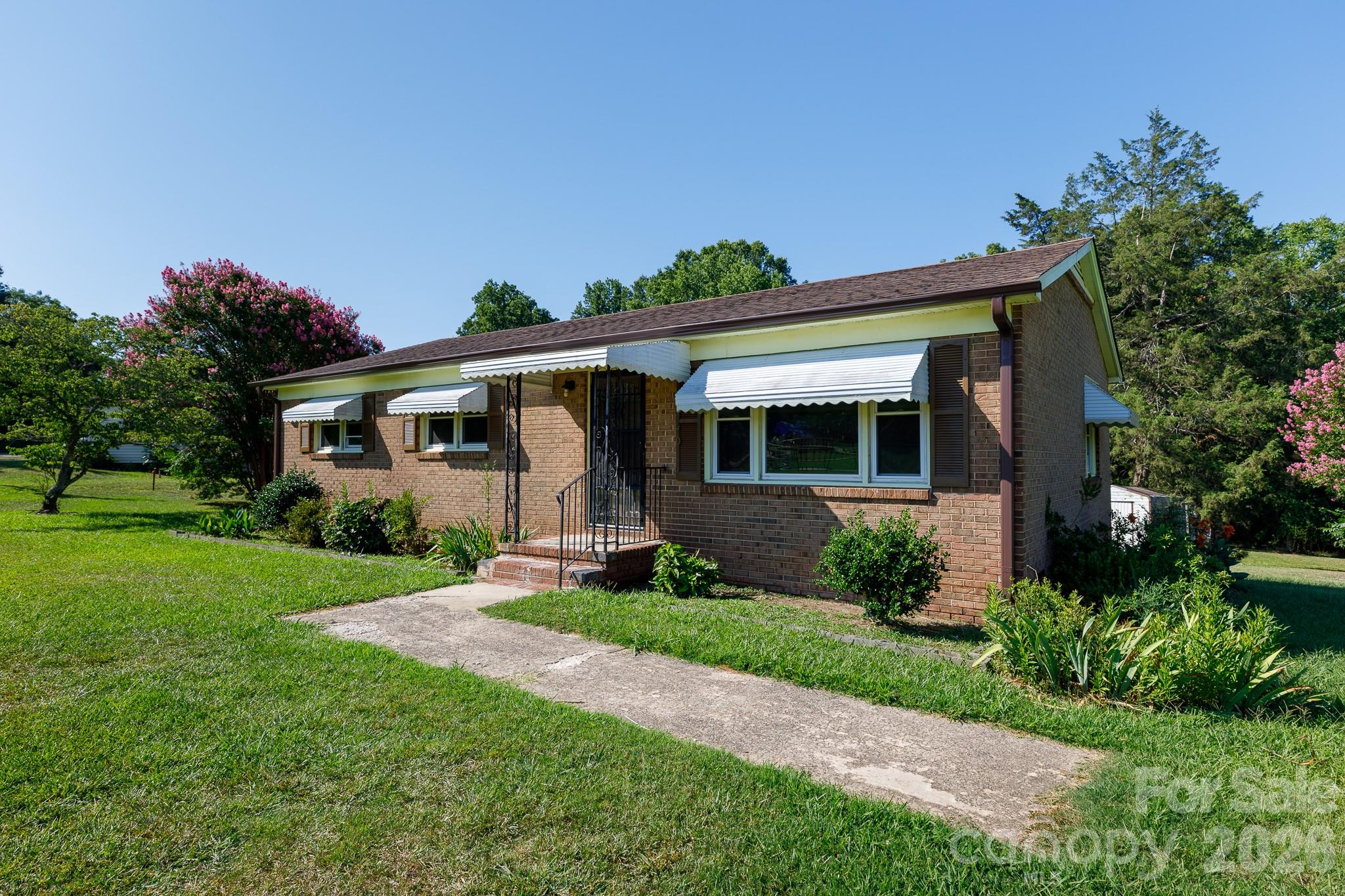 3270 Bridges Drive Property Photo 1