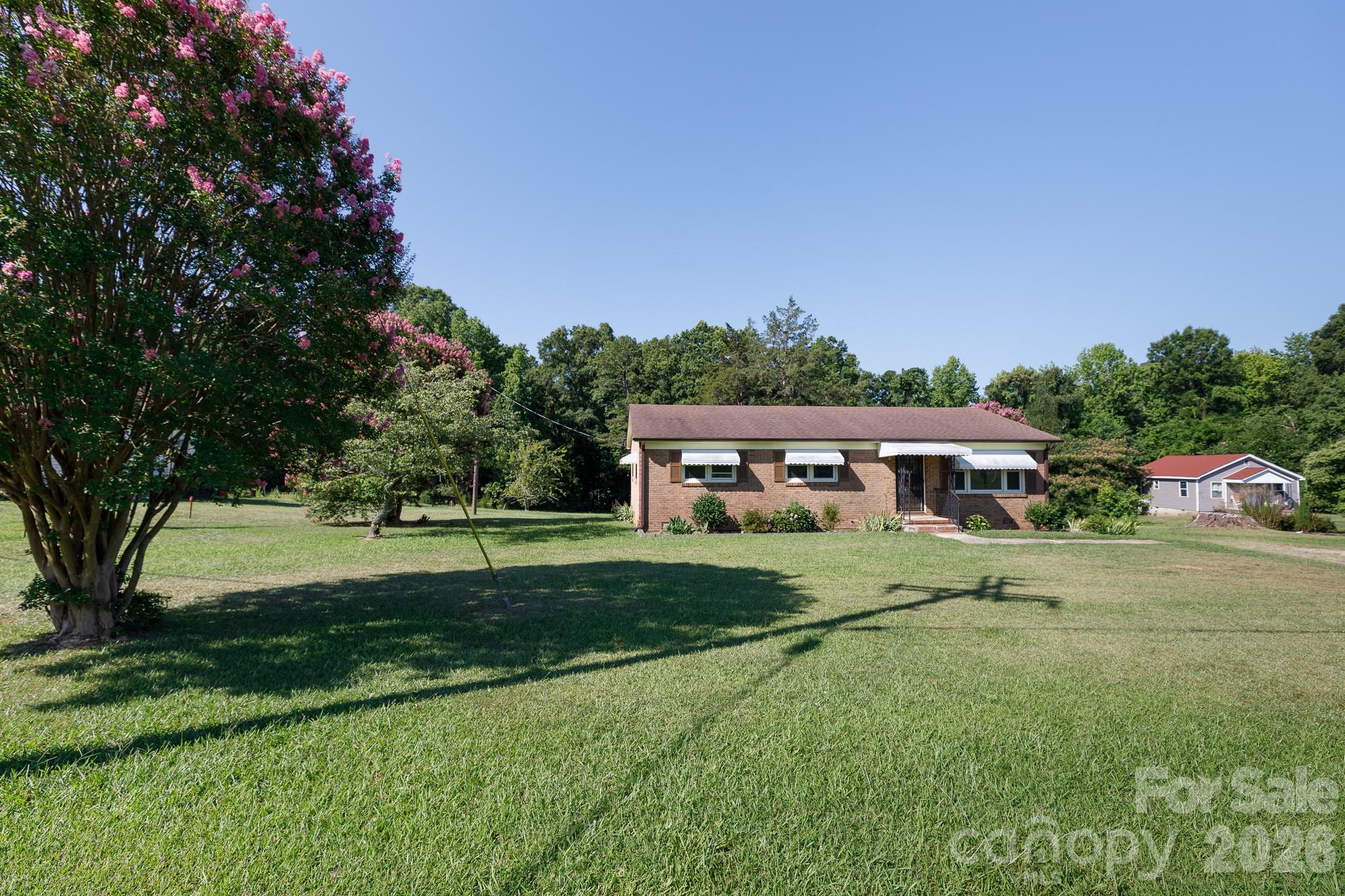 3270 Bridges Drive Property Photo 3