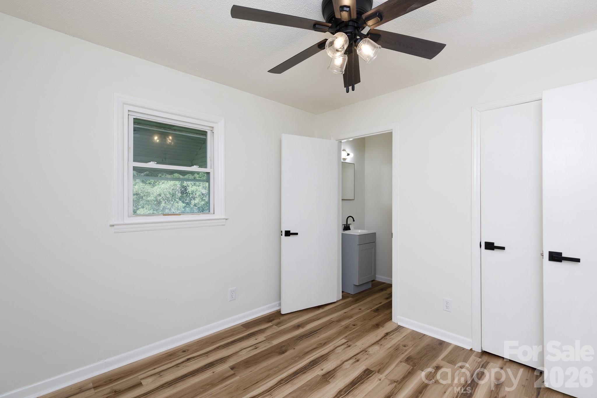 3270 Bridges Drive Property Photo 4