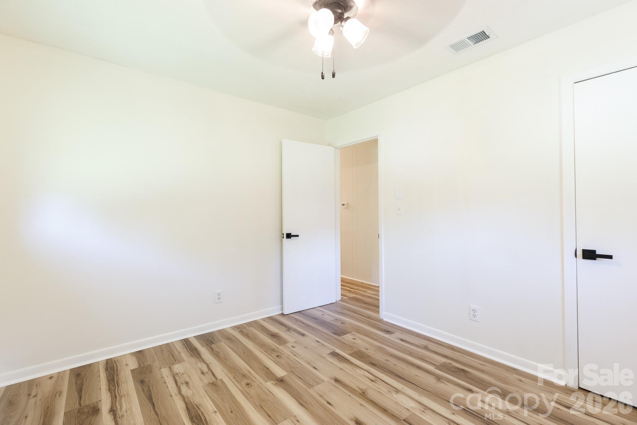 3270 Bridges Drive Property Photo 8