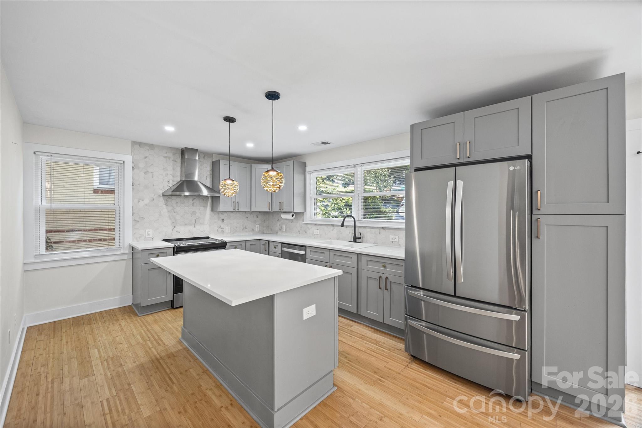 4910 Valley Stream Road Property Photo 13