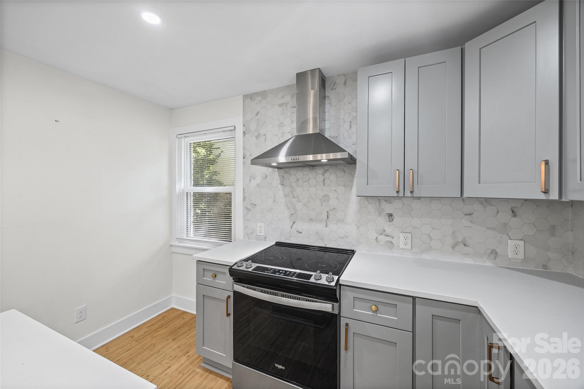 4910 Valley Stream Road Property Photo 14
