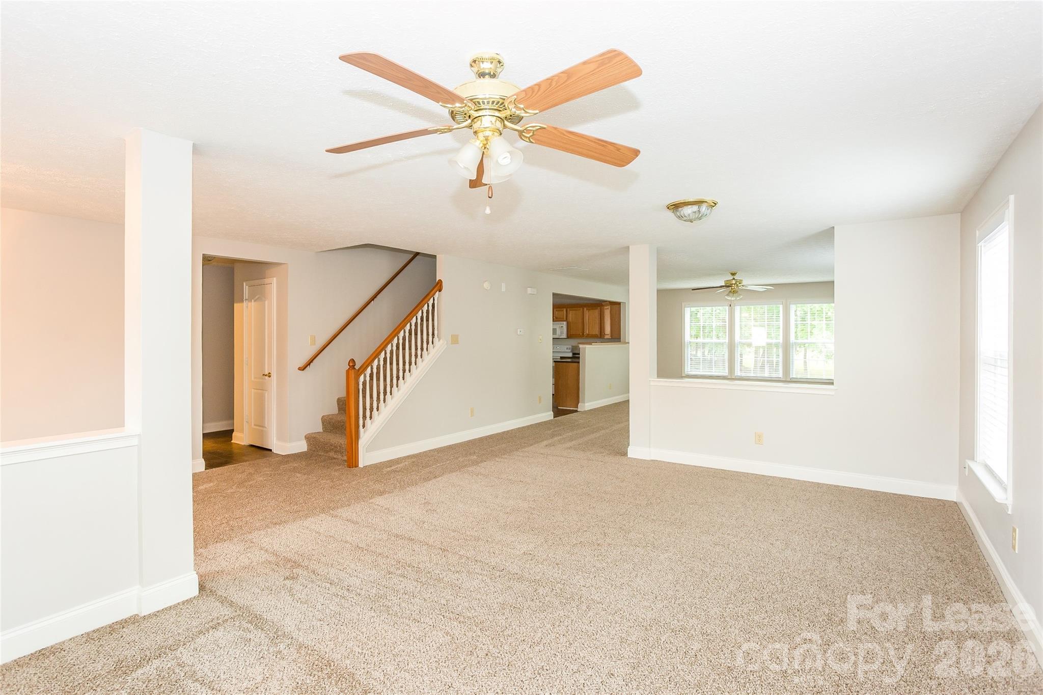 5525 Hammermill Drive Property Photo 5