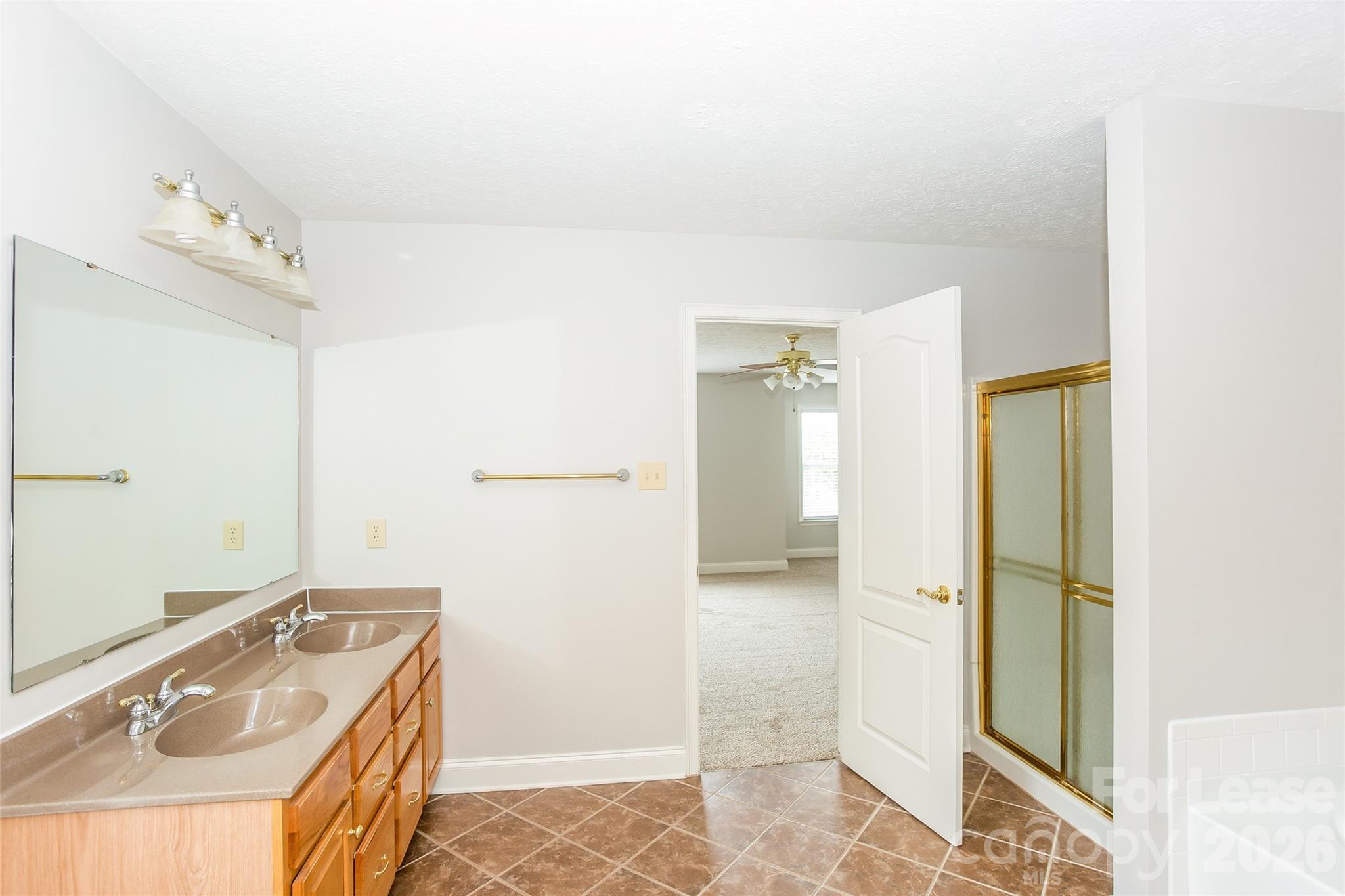 5525 Hammermill Drive Property Photo 8