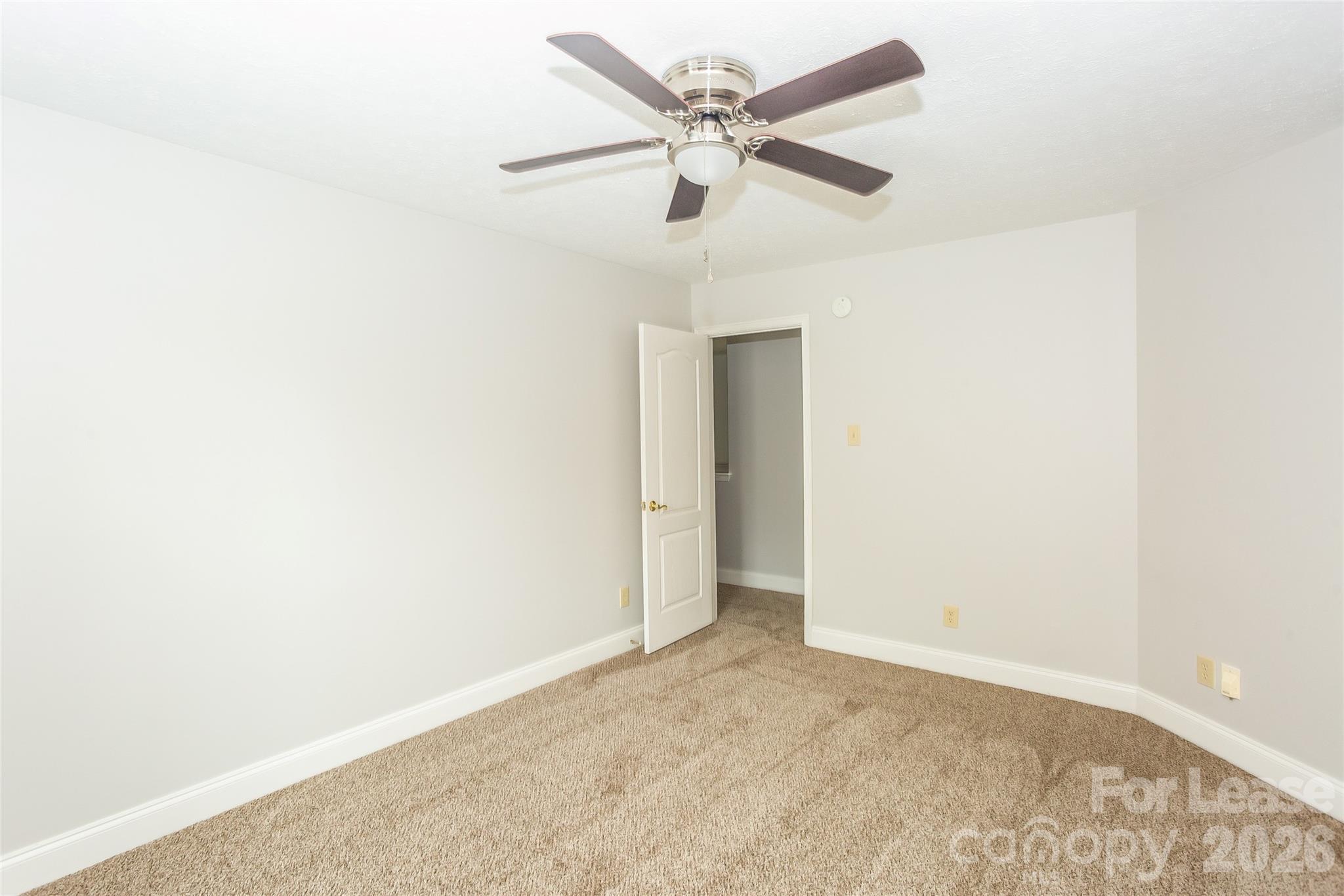 5525 Hammermill Drive Property Photo 10