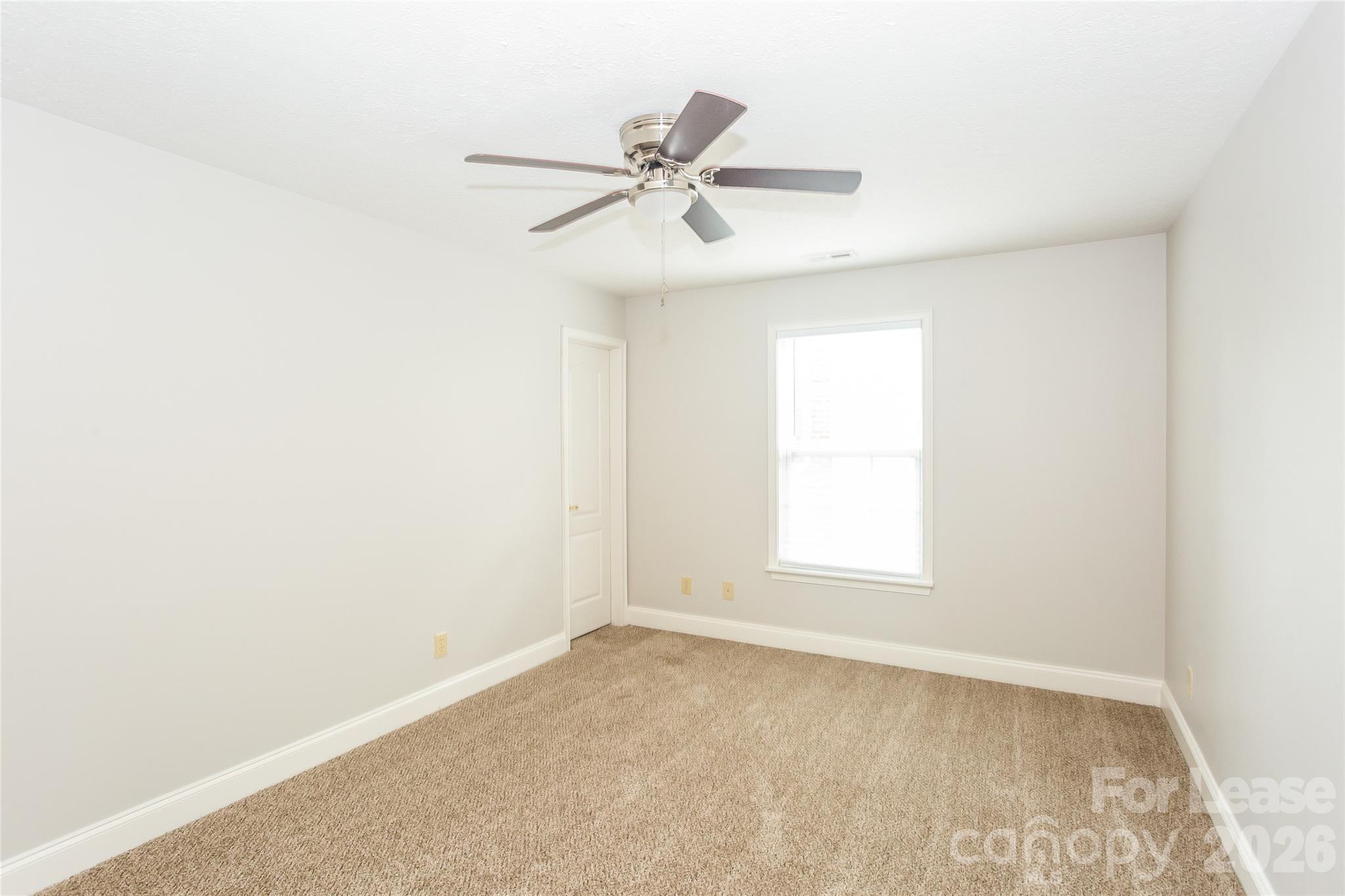 5525 Hammermill Drive Property Photo 12
