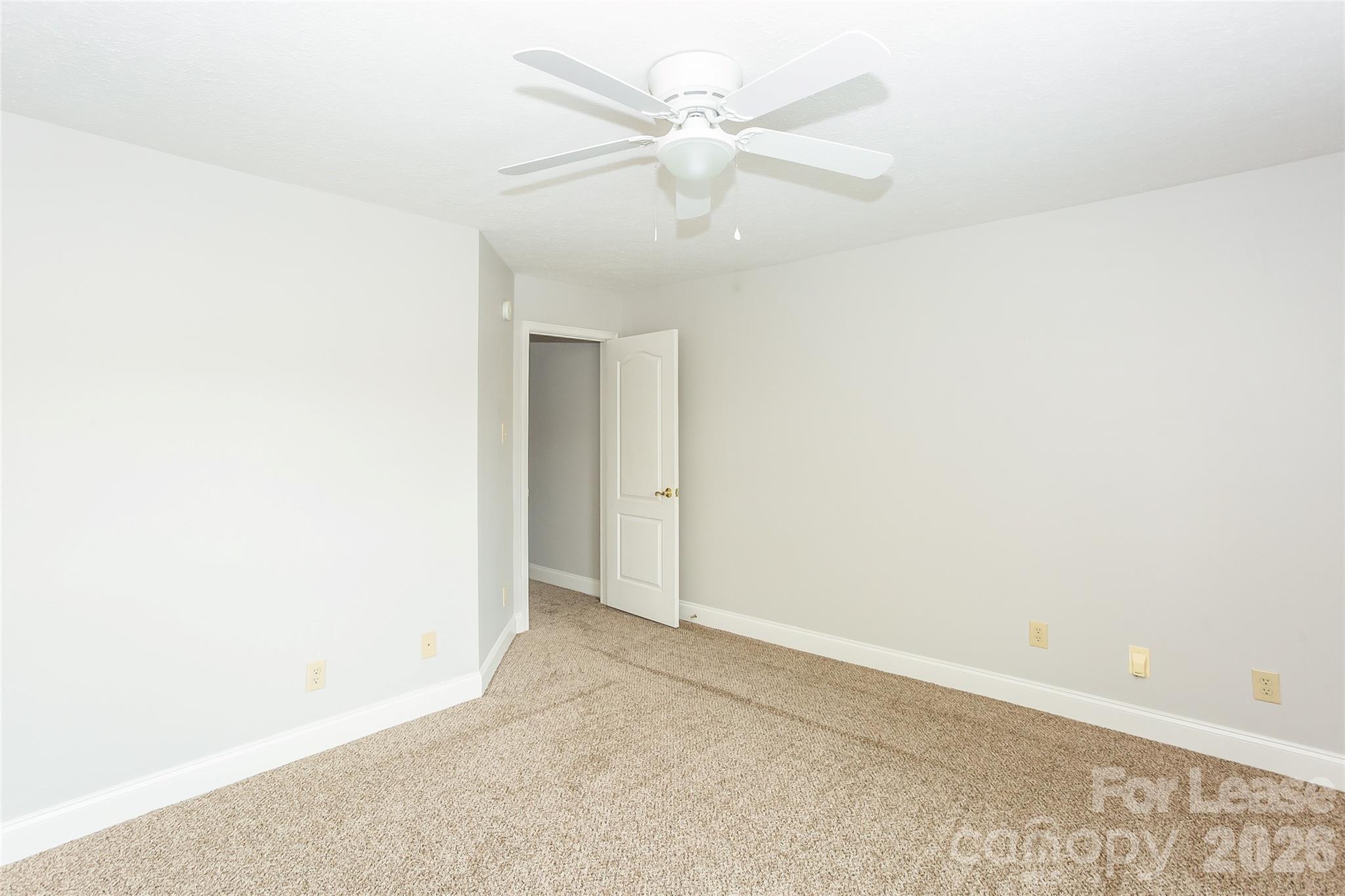 5525 Hammermill Drive Property Photo 13