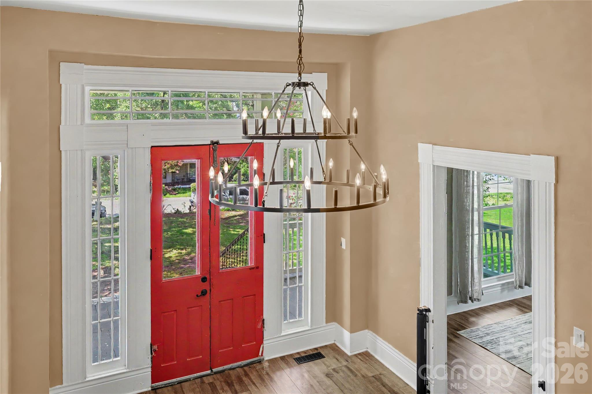 159 E Lacy Street Property Photo 7