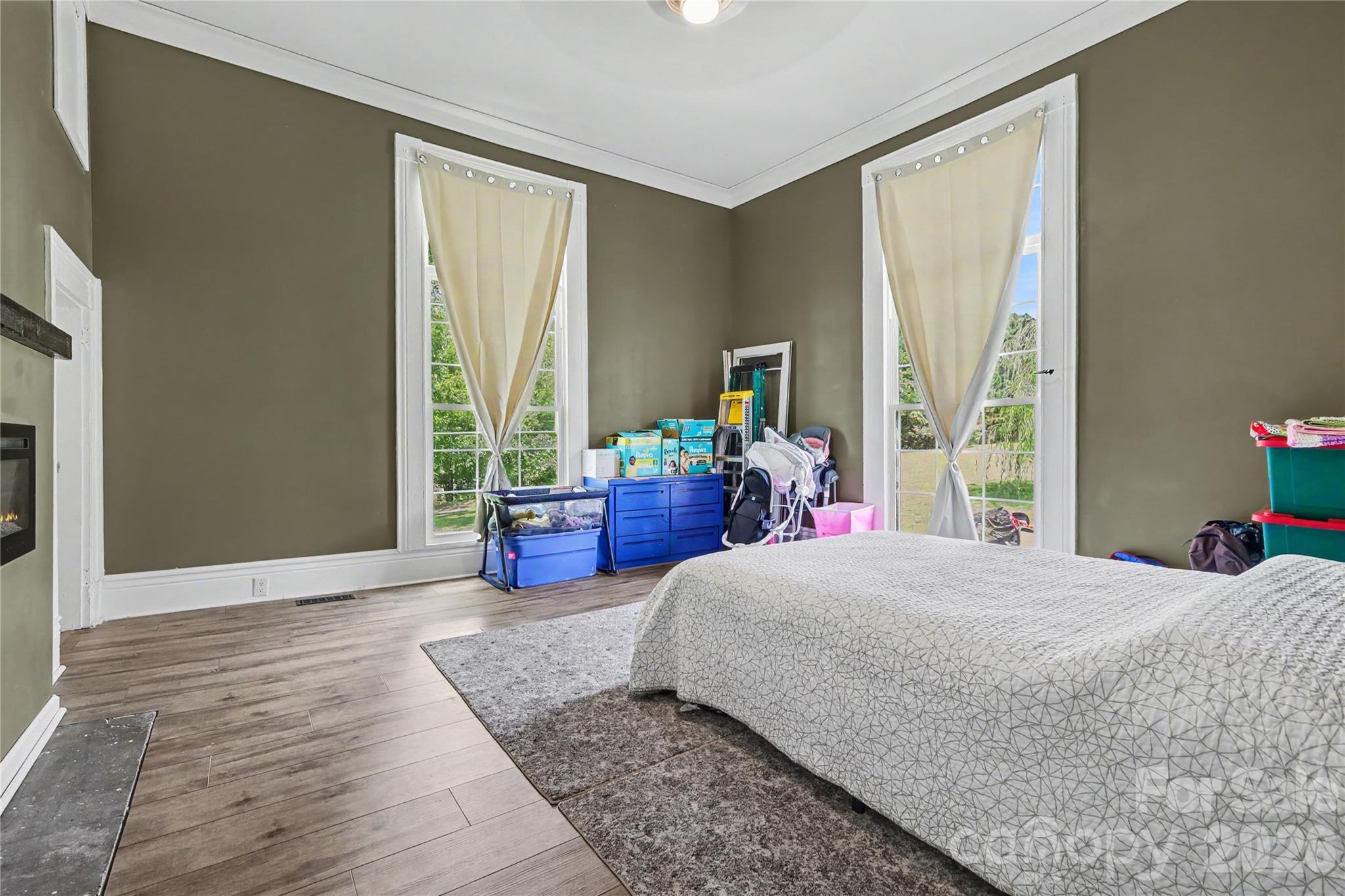 159 E Lacy Street Property Photo 24
