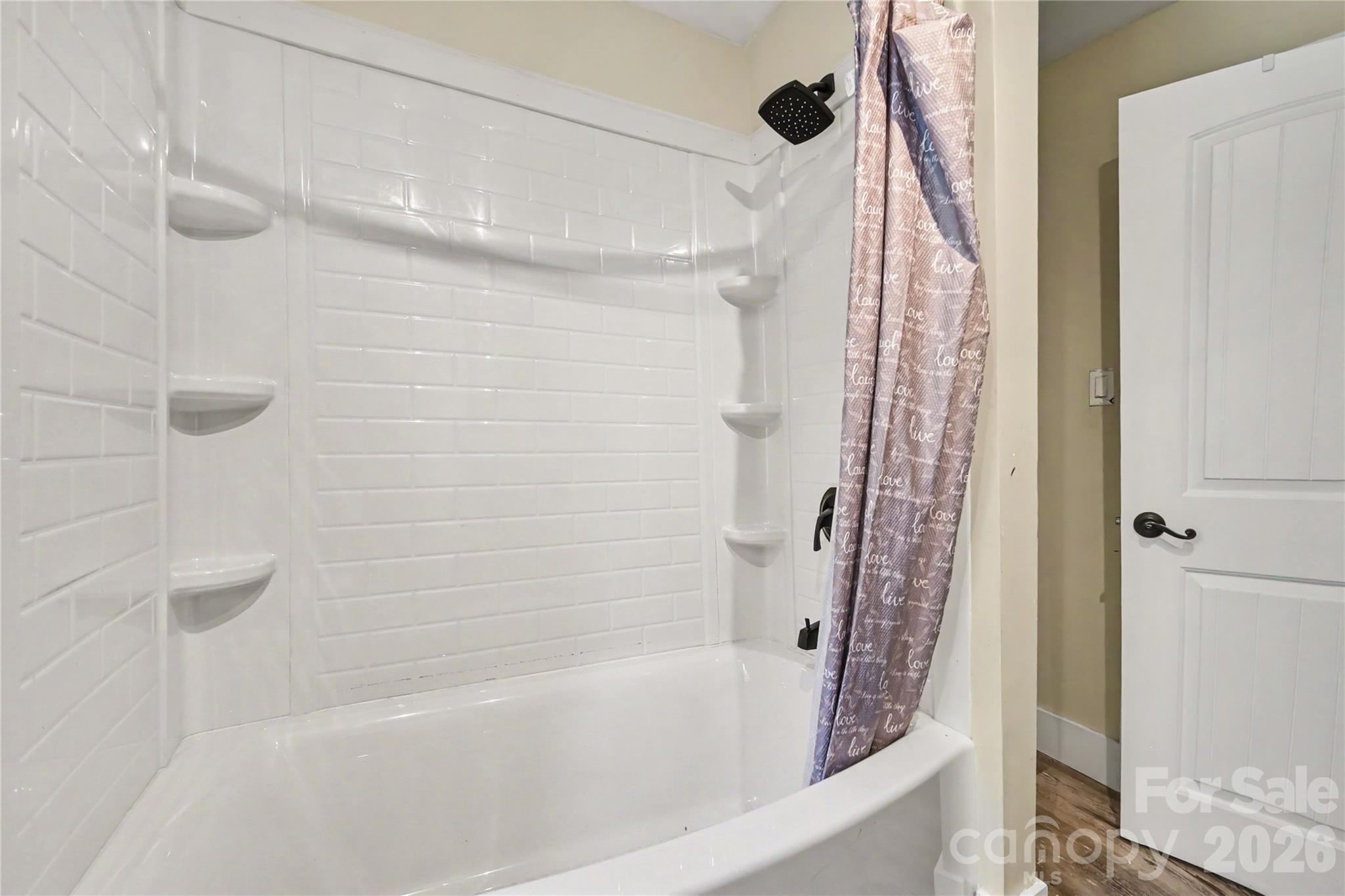 159 E Lacy Street Property Photo 33