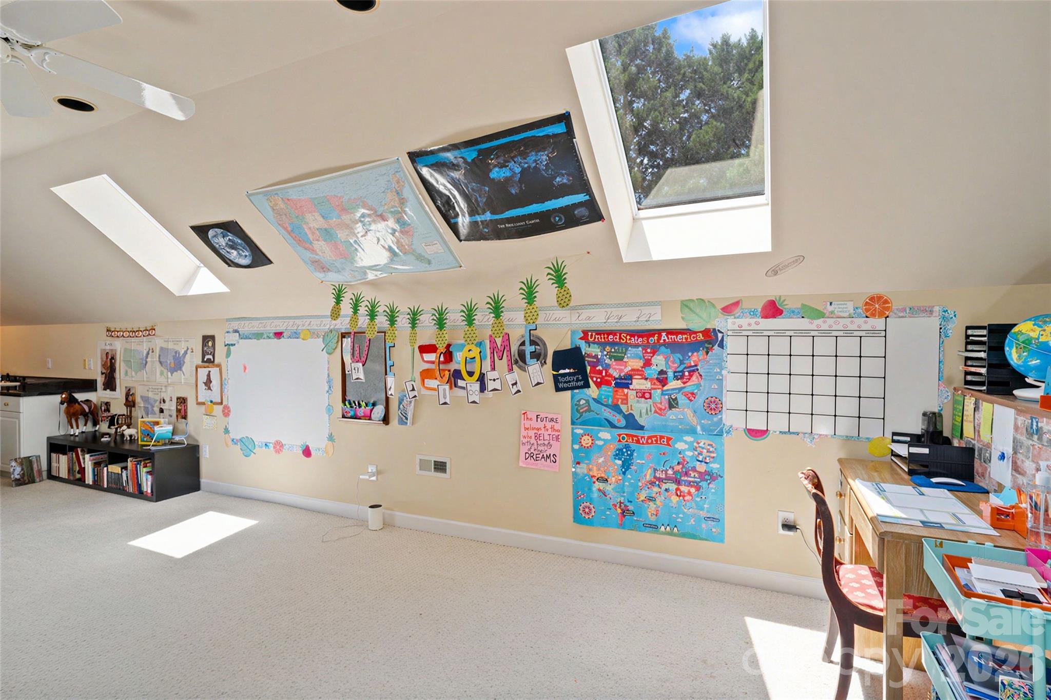 2976 Kaneland Court Property Photo 35