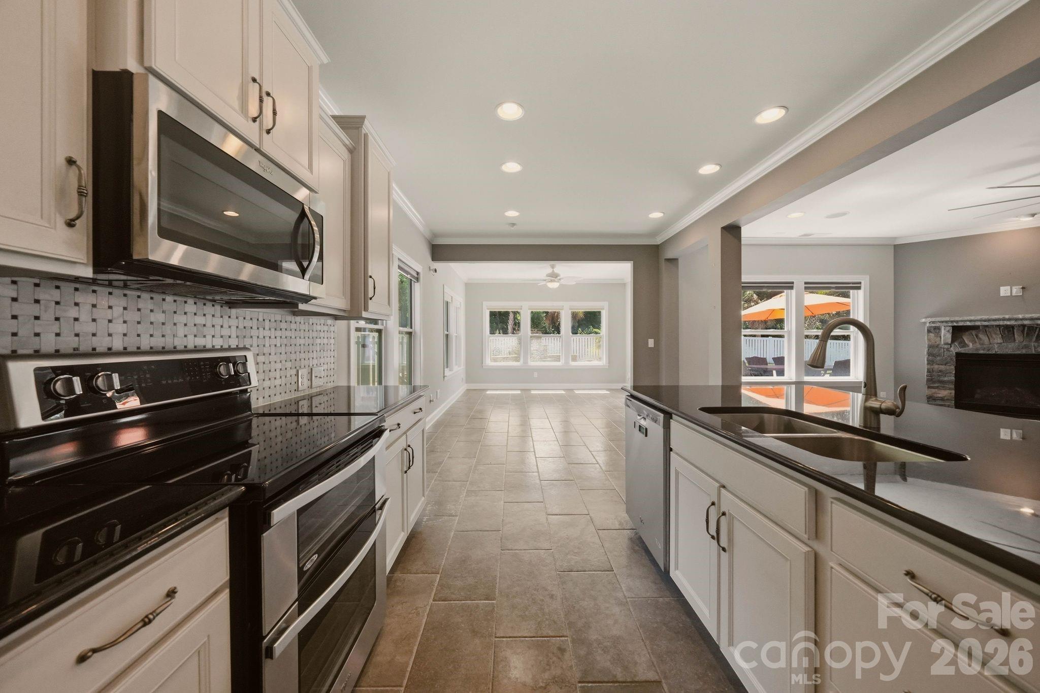 125 Paradise Hills Circle Property Photo 14