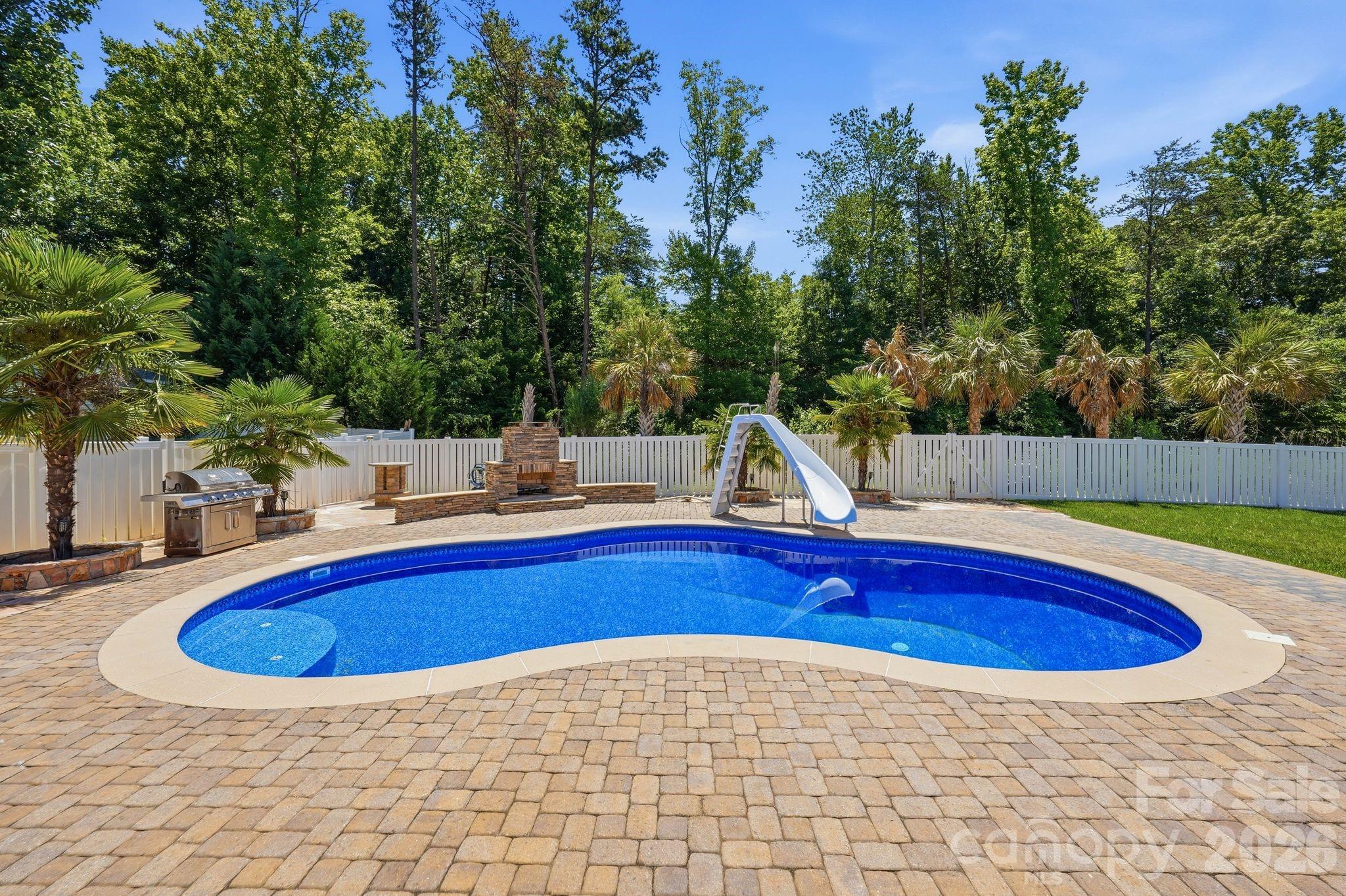 125 Paradise Hills Circle Property Photo 42