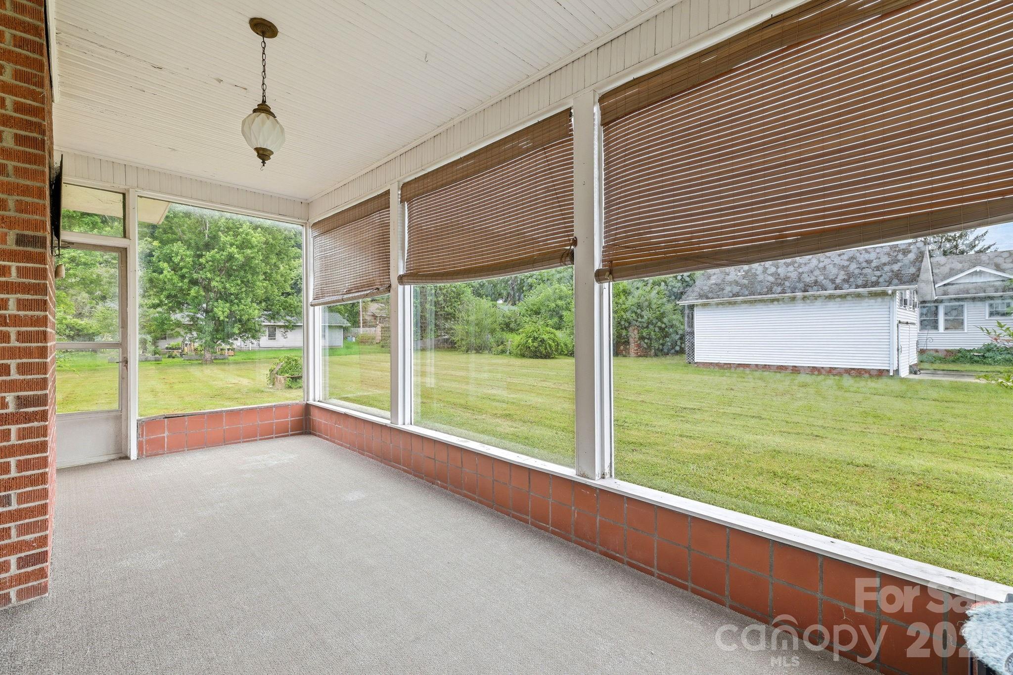 783 Skyland Drive Property Photo 11