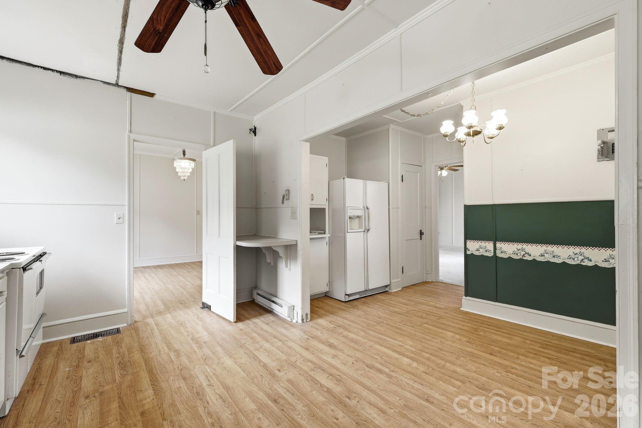 783 Skyland Drive Property Photo 14