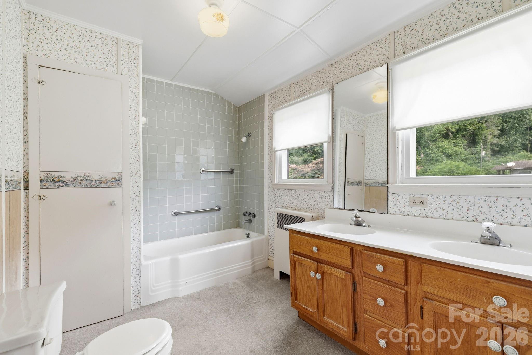 783 Skyland Drive Property Photo 21