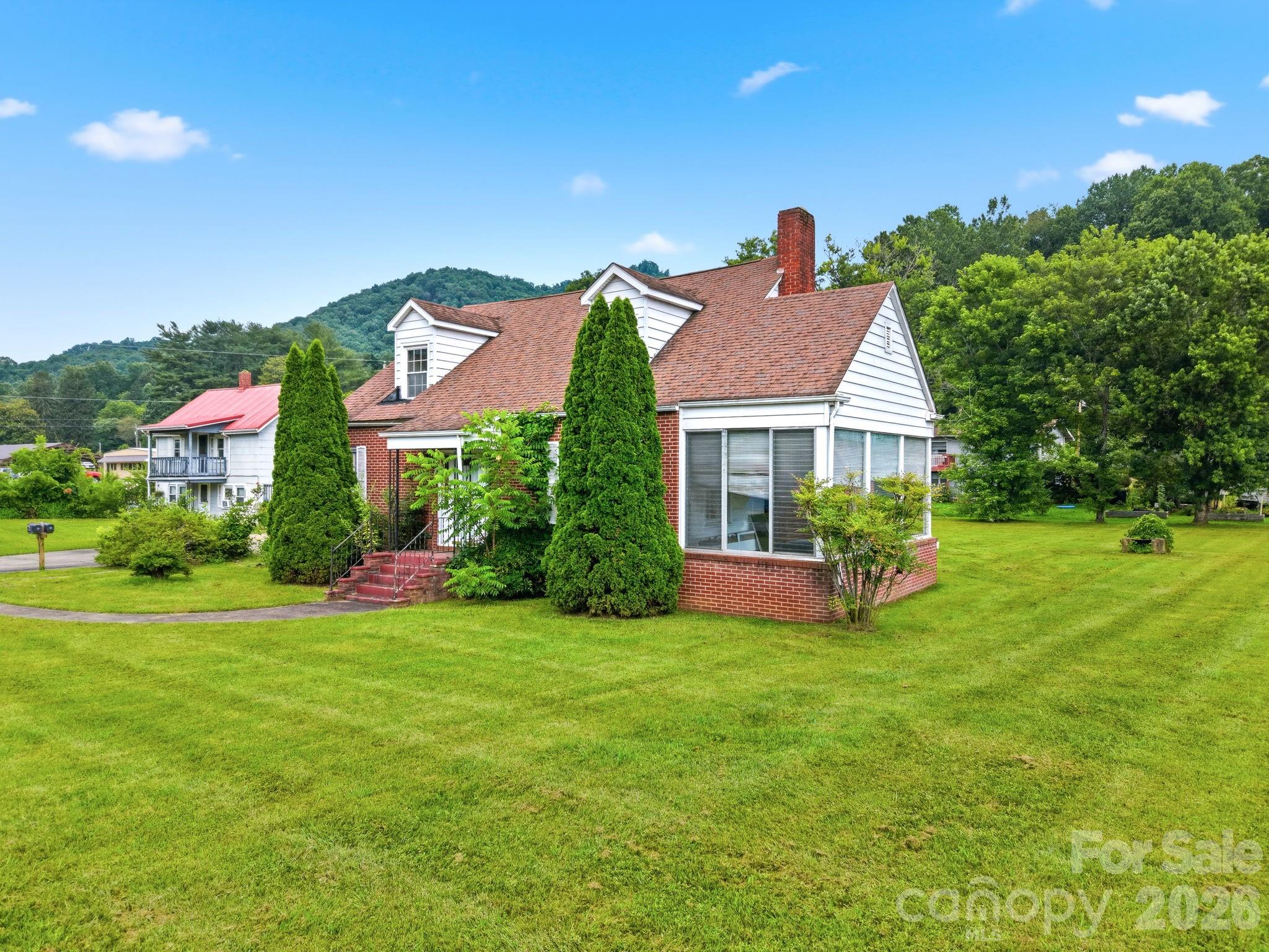 783 Skyland Drive Property Photo 27
