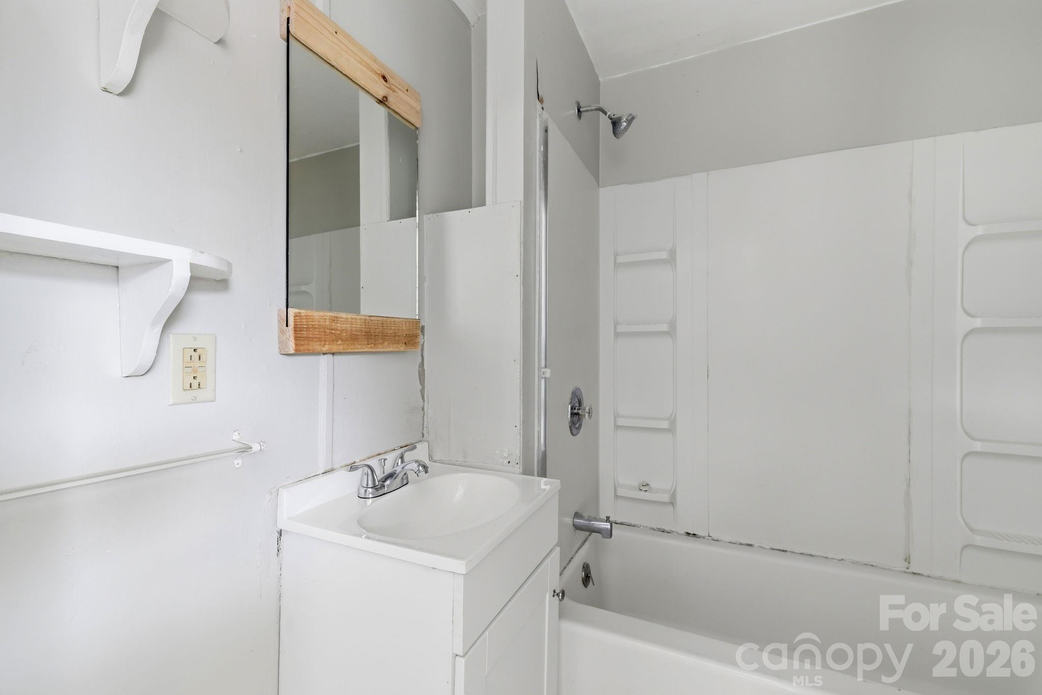 783 Skyland Drive Property Photo 38